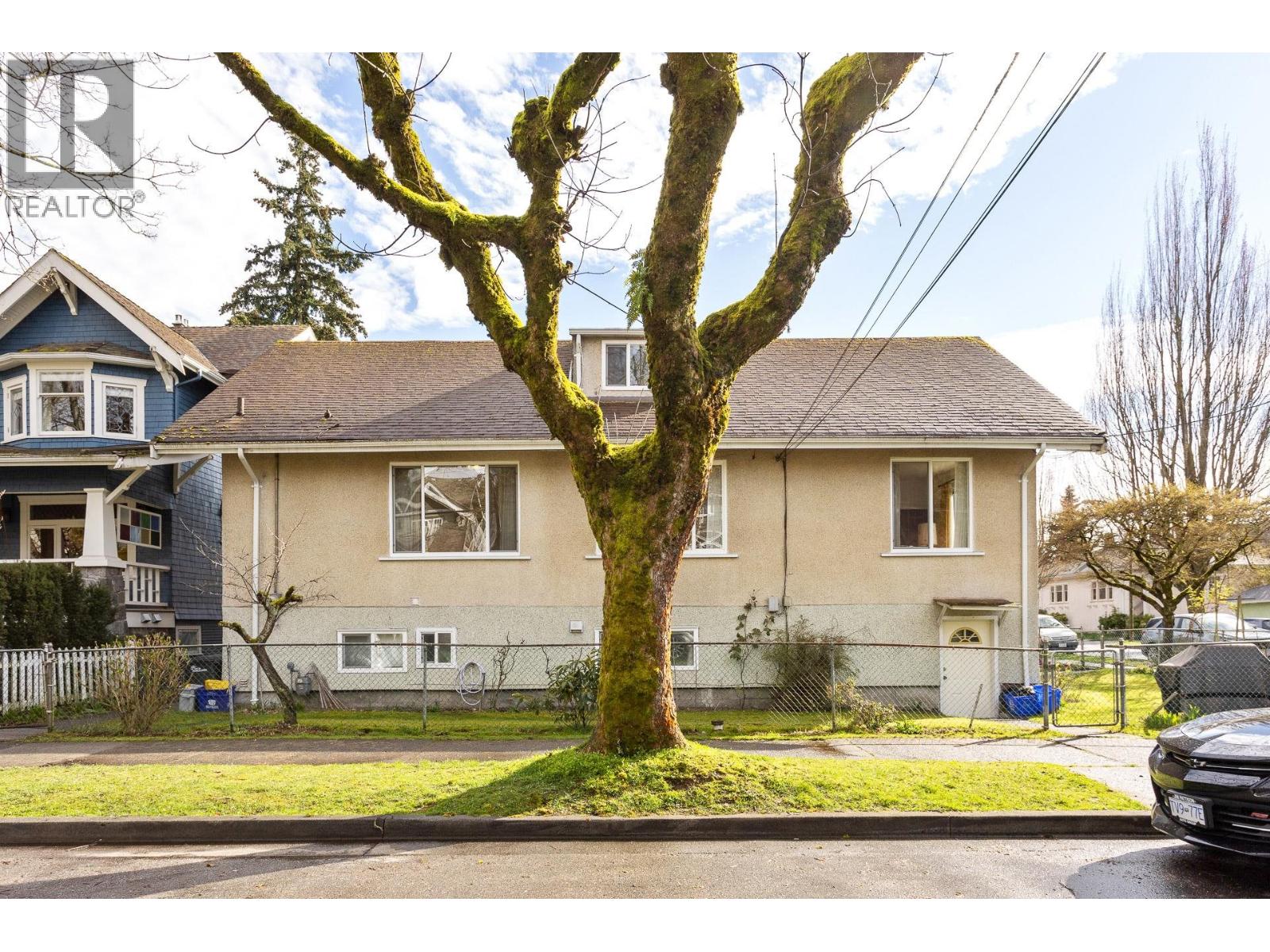 2206 Musqueamview Street, Vancouver, British Columbia  V6K 4G9 - Photo 35 - R3042634