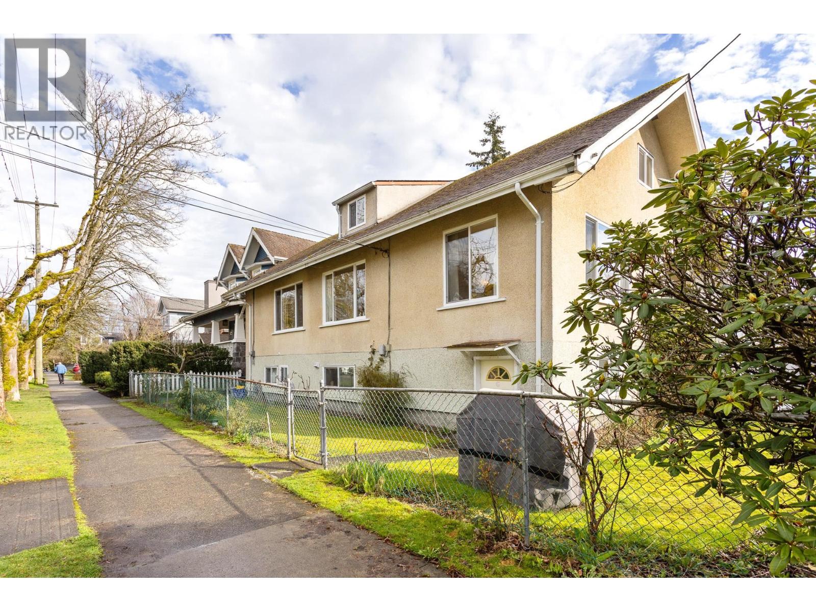 2206 Musqueamview Street, Vancouver, British Columbia  V6K 4G9 - Photo 37 - R3042634