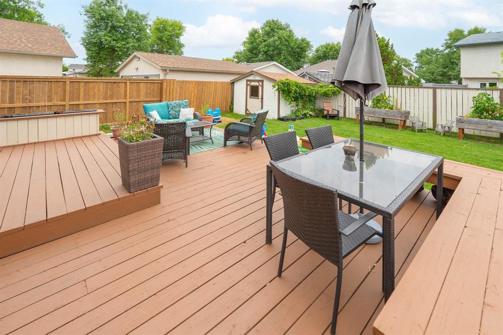 182 Vince Leah Drive, Winnipeg, Manitoba  R2V 4A6 - Photo 37 - 202522147