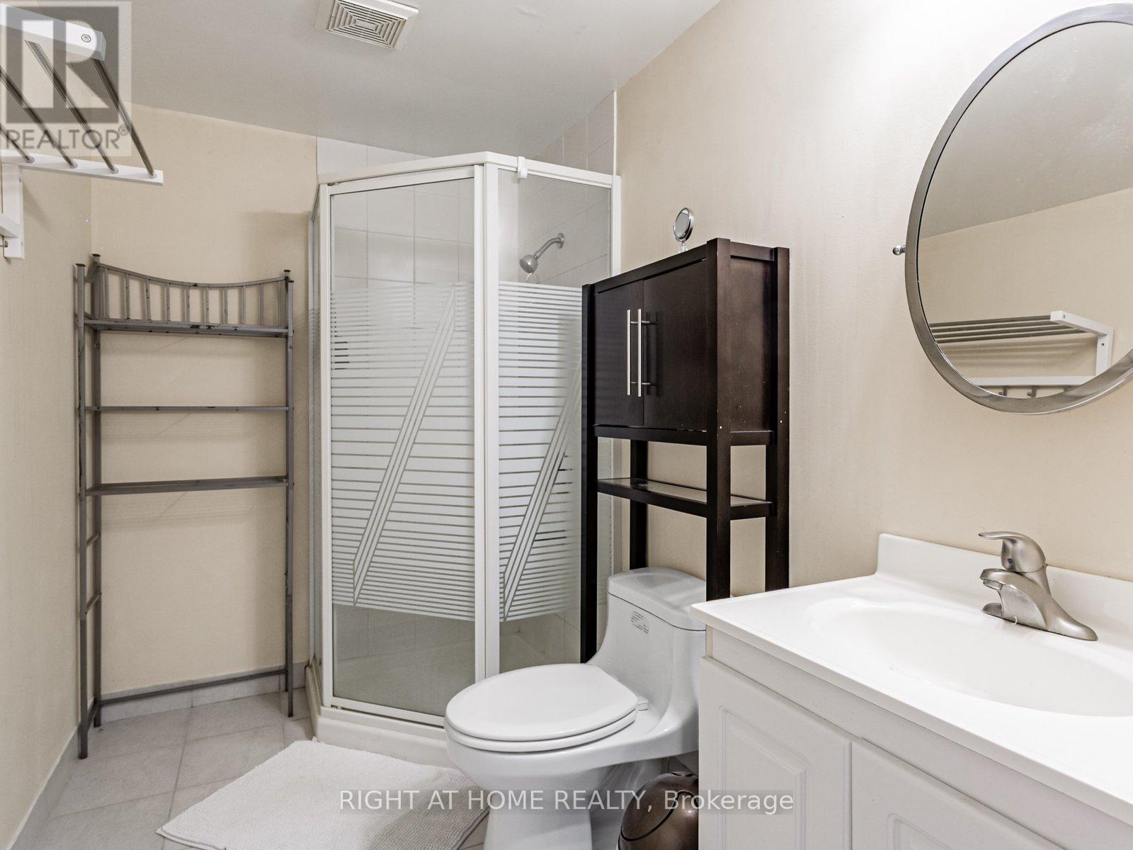 115 - 2275 Credit Valley Road, Mississauga (Central Erin Mills), Ontario  L5M 4N5 - Photo 18 - W12339927