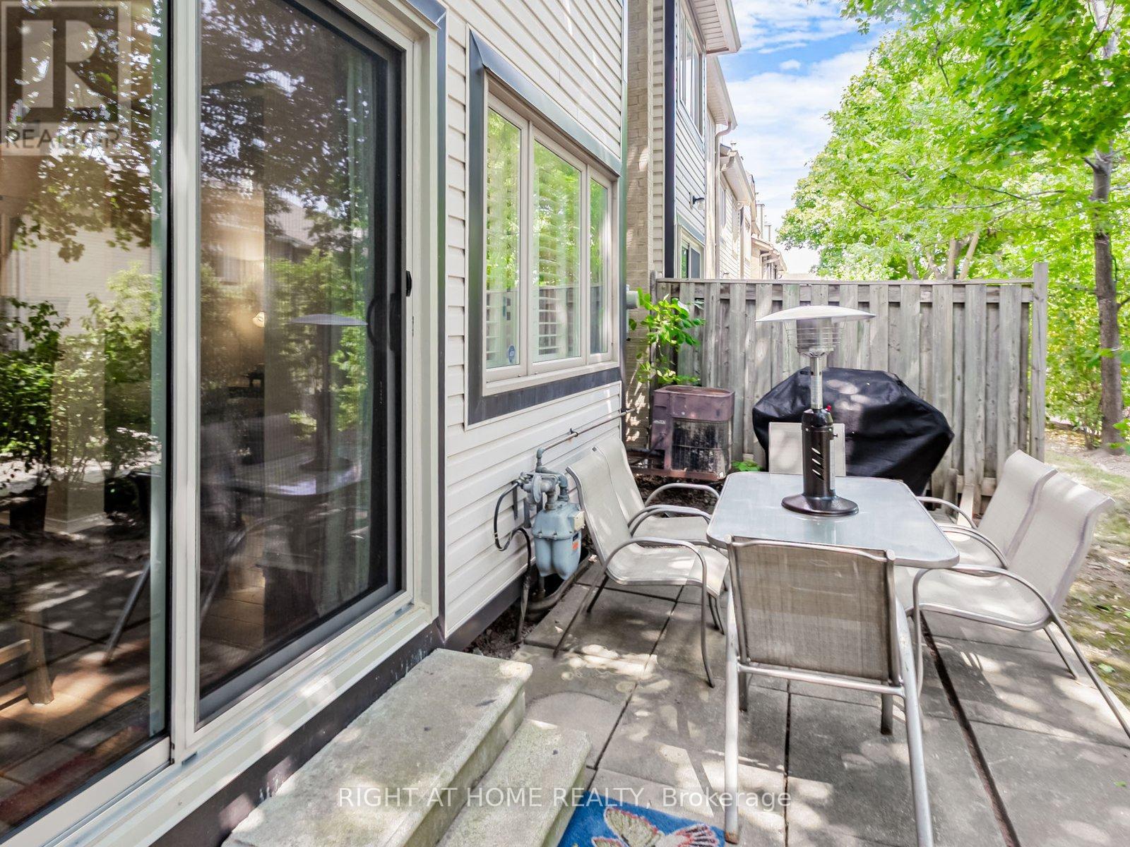 115 - 2275 Credit Valley Road, Mississauga (Central Erin Mills), Ontario  L5M 4N5 - Photo 20 - W12339927