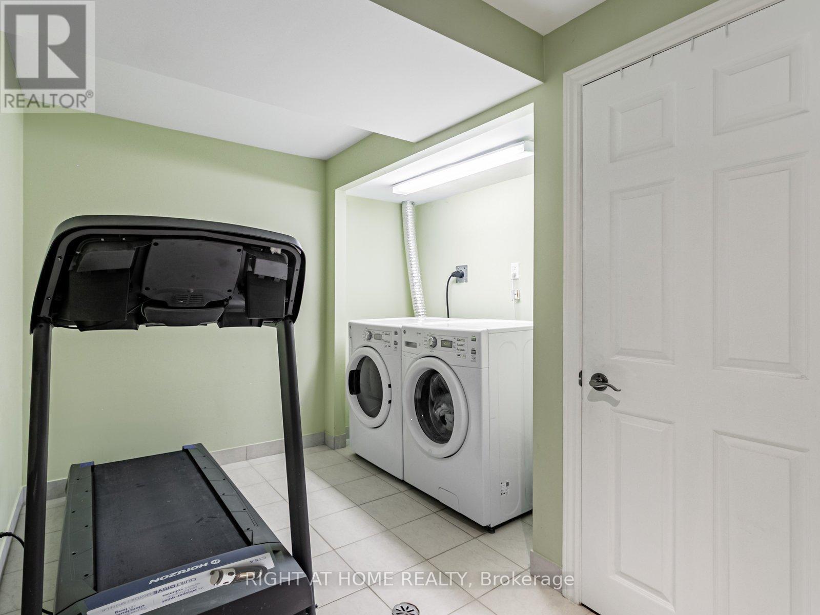 115 - 2275 Credit Valley Road, Mississauga (Central Erin Mills), Ontario  L5M 4N5 - Photo 19 - W12339927