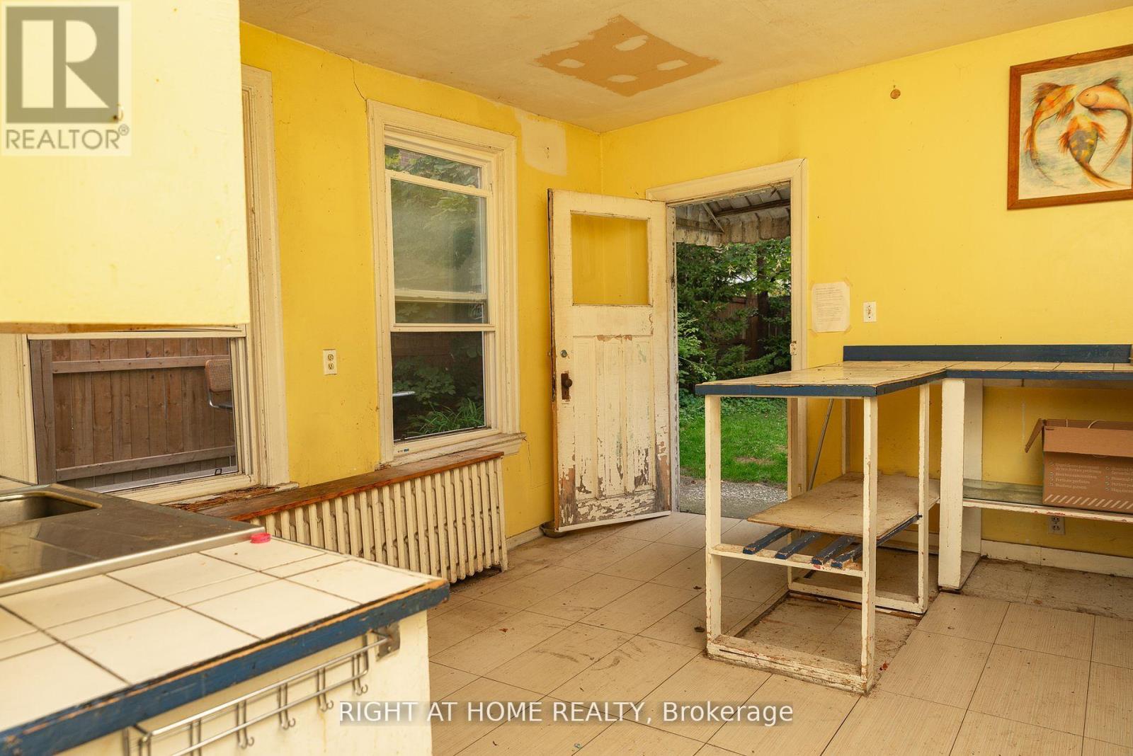 28 D'arcy Street, Toronto, Ontario  M5T 1J7 - Photo 11 - C12382663