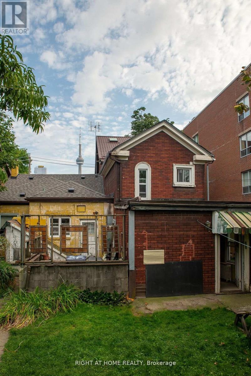 28 D'arcy Street, Toronto, Ontario  M5T 1J7 - Photo 18 - C12382663
