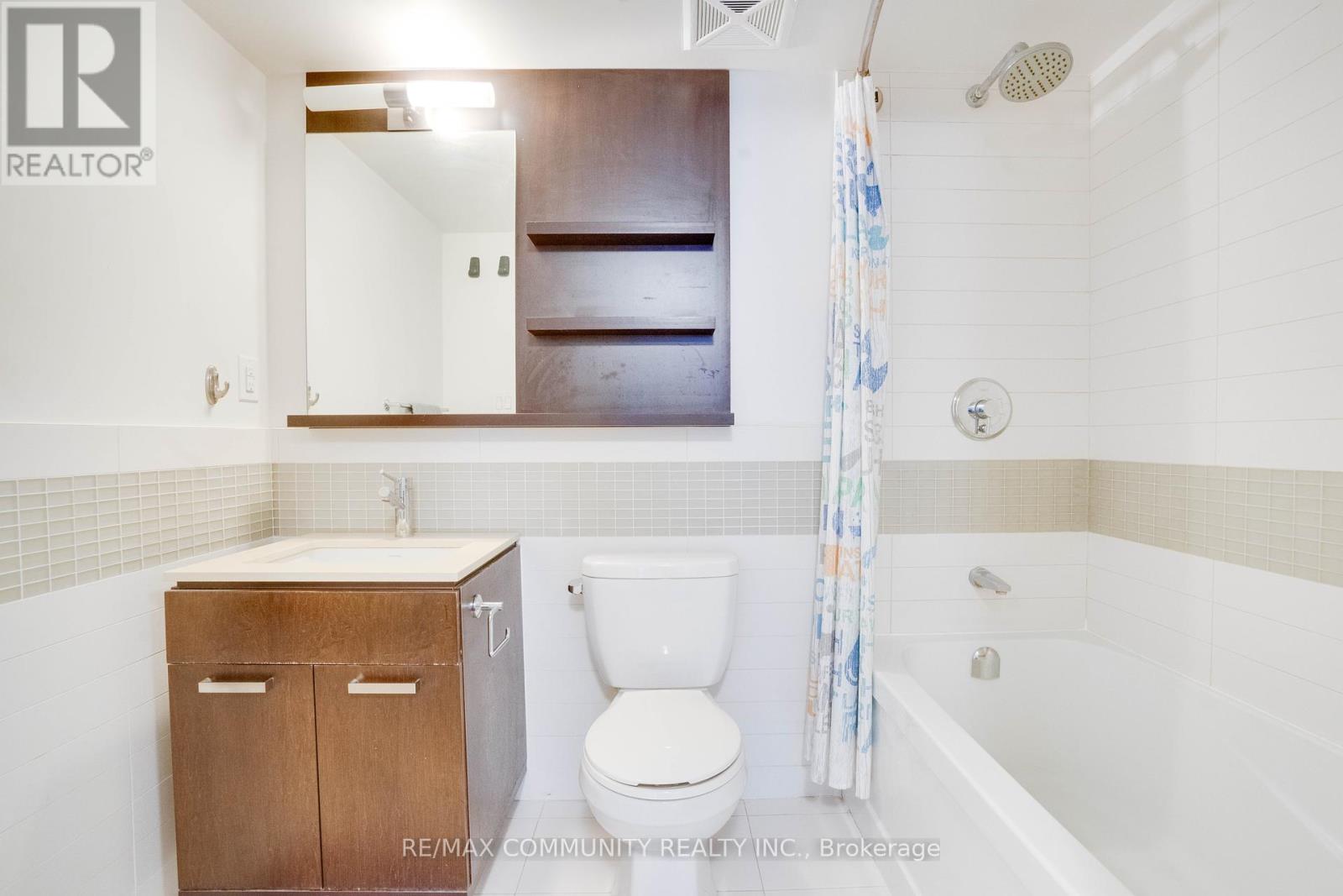 824 - 295 Adelaide Street W, Toronto, Ontario  M5V 1P7 - Photo 22 - C12382674