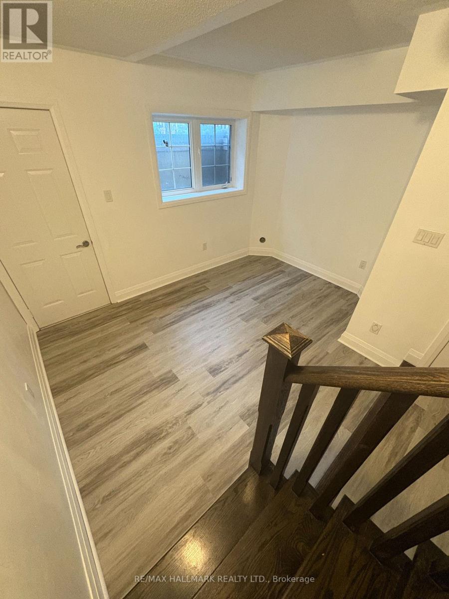 24 Raffeix Lane, Toronto, Ontario  M5A 0G5 - Photo 16 - C12382678