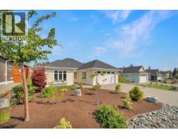559 Rainbow Way Parksville