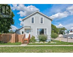 36 HURON STREET, Huron East, Ontario