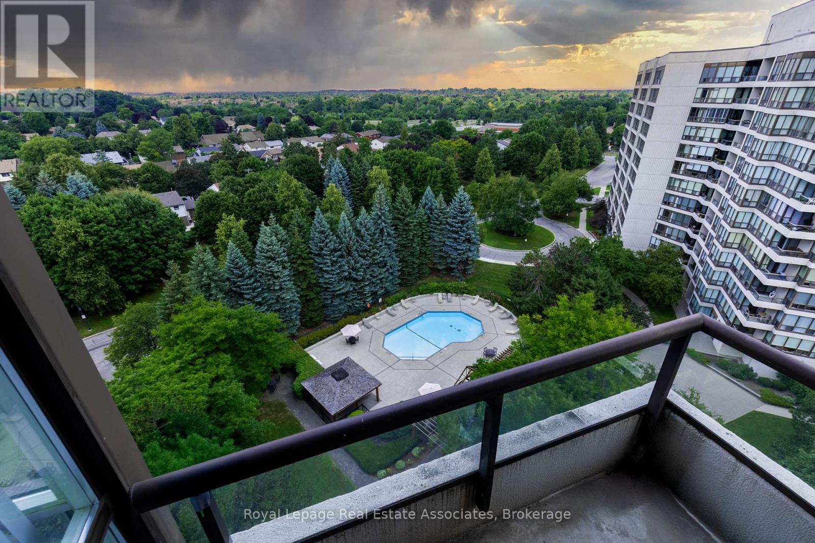 1112 - 12 Laurelcrest Street, Brampton, Ontario  L6S 5Y4 - Photo 11 - W12382630