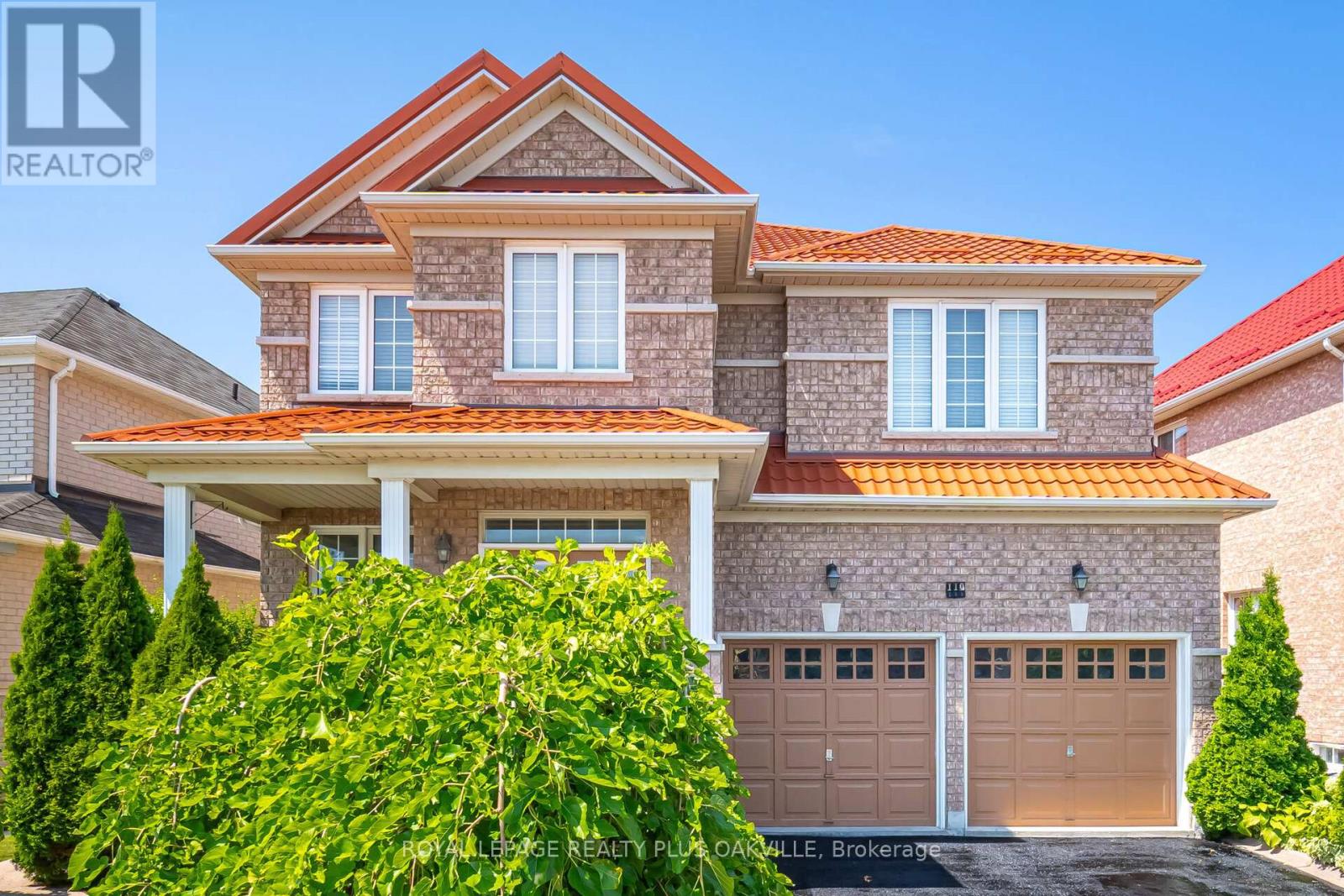110 EARLSBRIDGE BOULEVARD, Brampton, Ontario