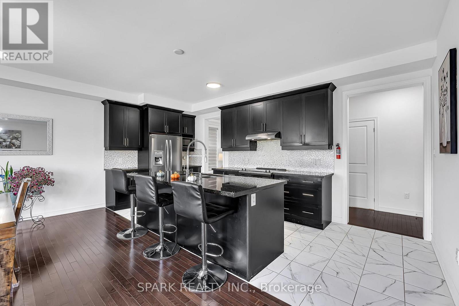 5 Boathouse Road, Brampton, Ontario  L7A 5B4 - Photo 11 - W12382680
