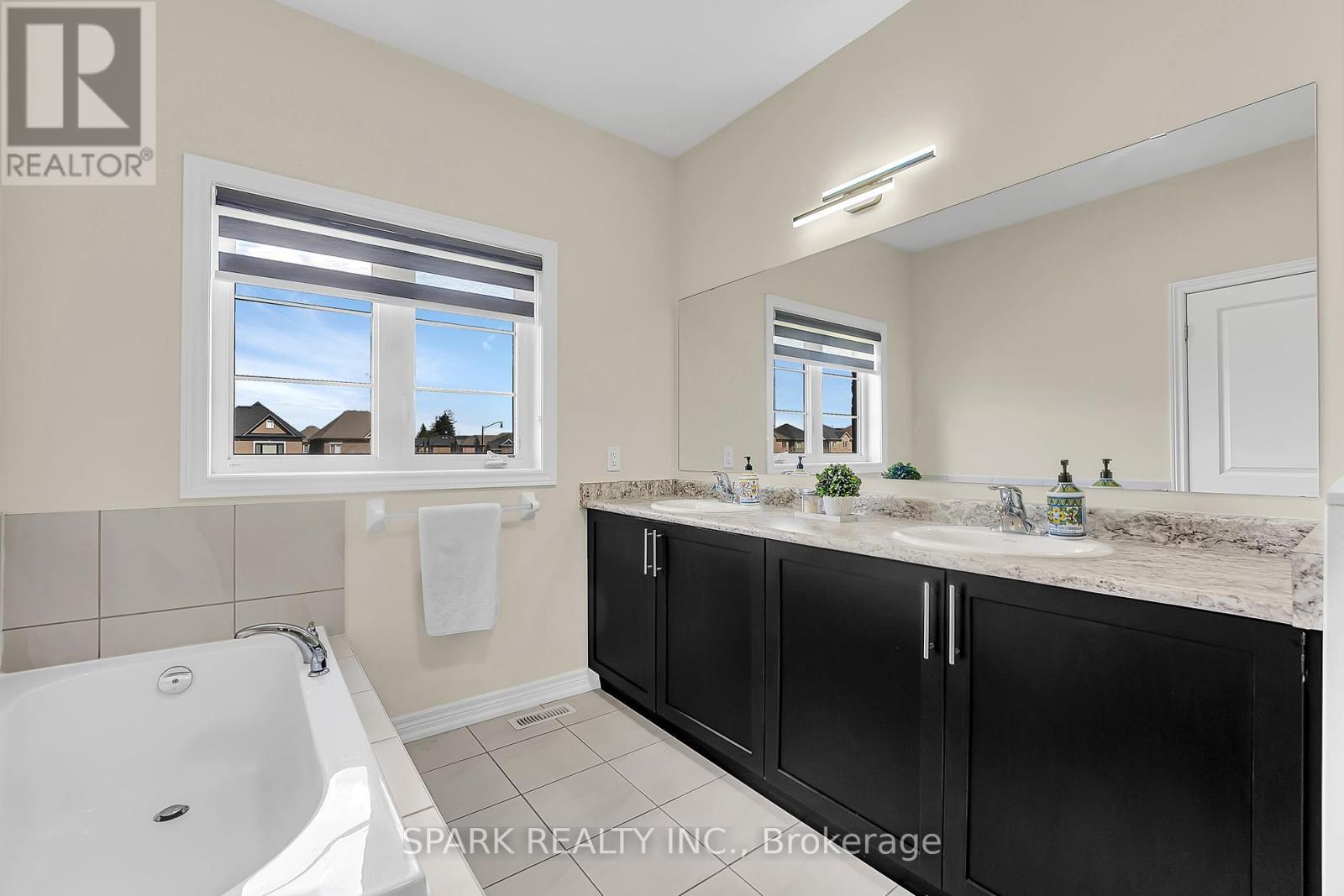 5 Boathouse Road, Brampton, Ontario  L7A 5B4 - Photo 27 - W12382680
