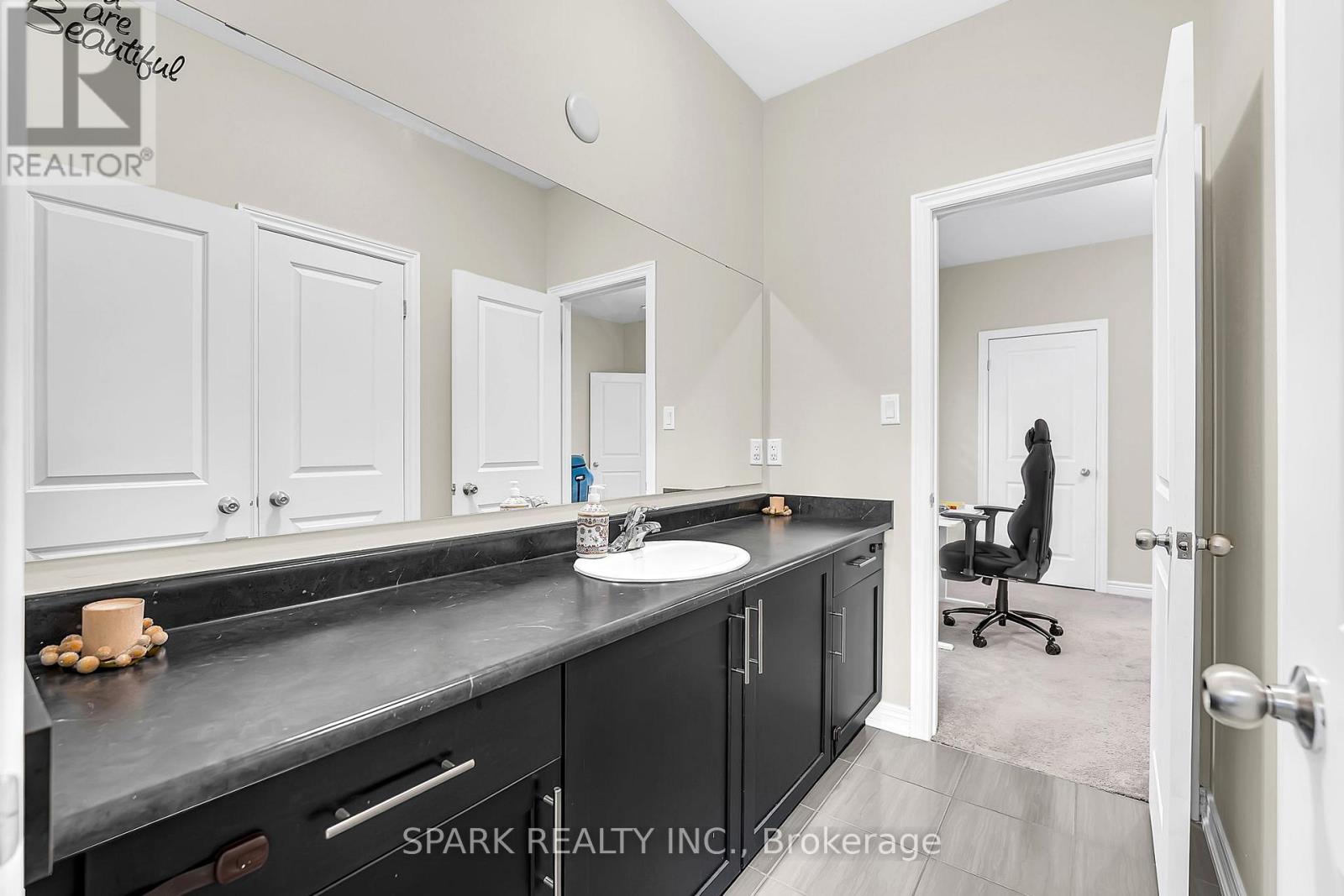 5 Boathouse Road, Brampton, Ontario  L7A 5B4 - Photo 33 - W12382680