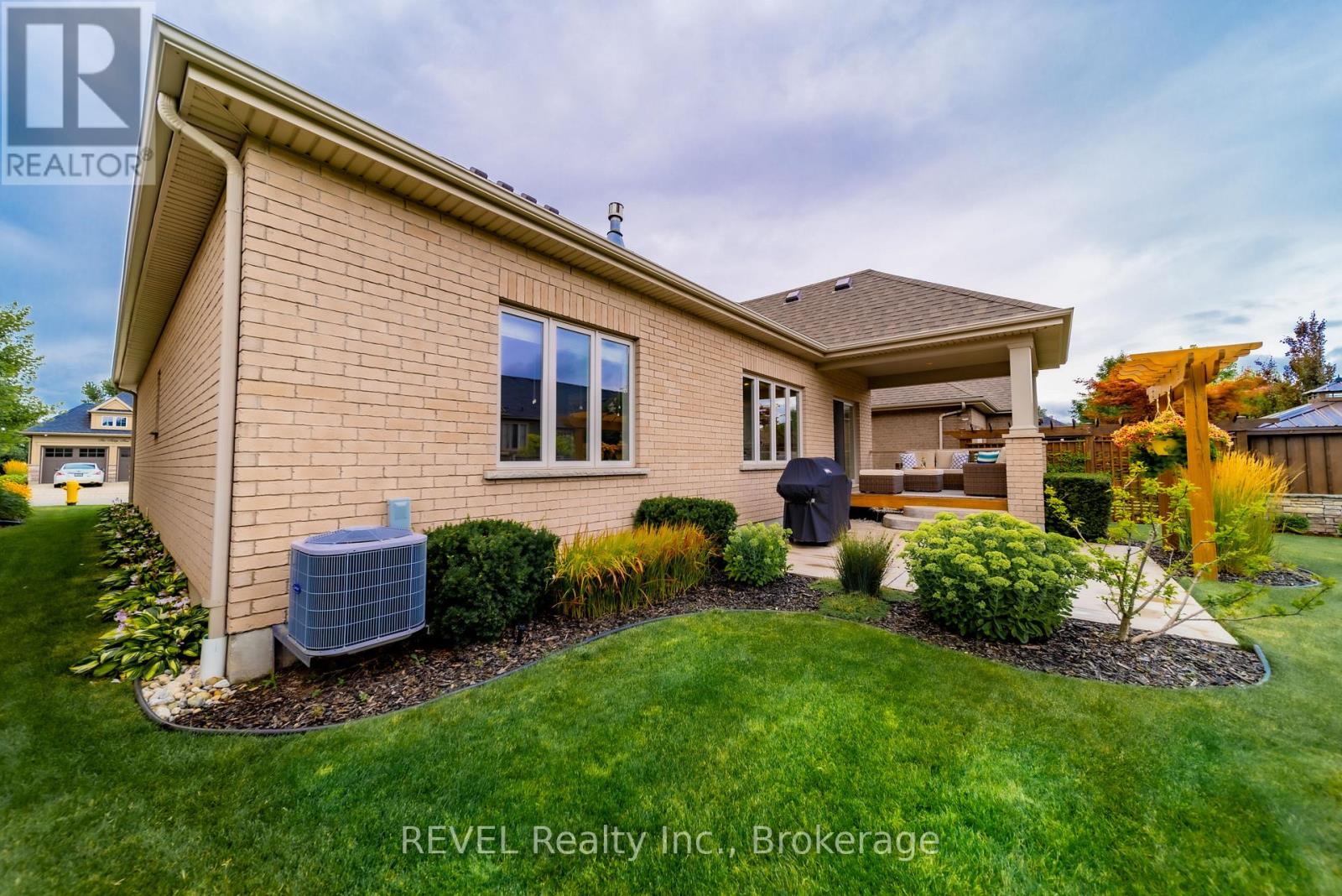 5 Tulip Tree Road, Niagara-On-The-Lake, Ontario  L0S 1J1 - Photo 24 - X12382692
