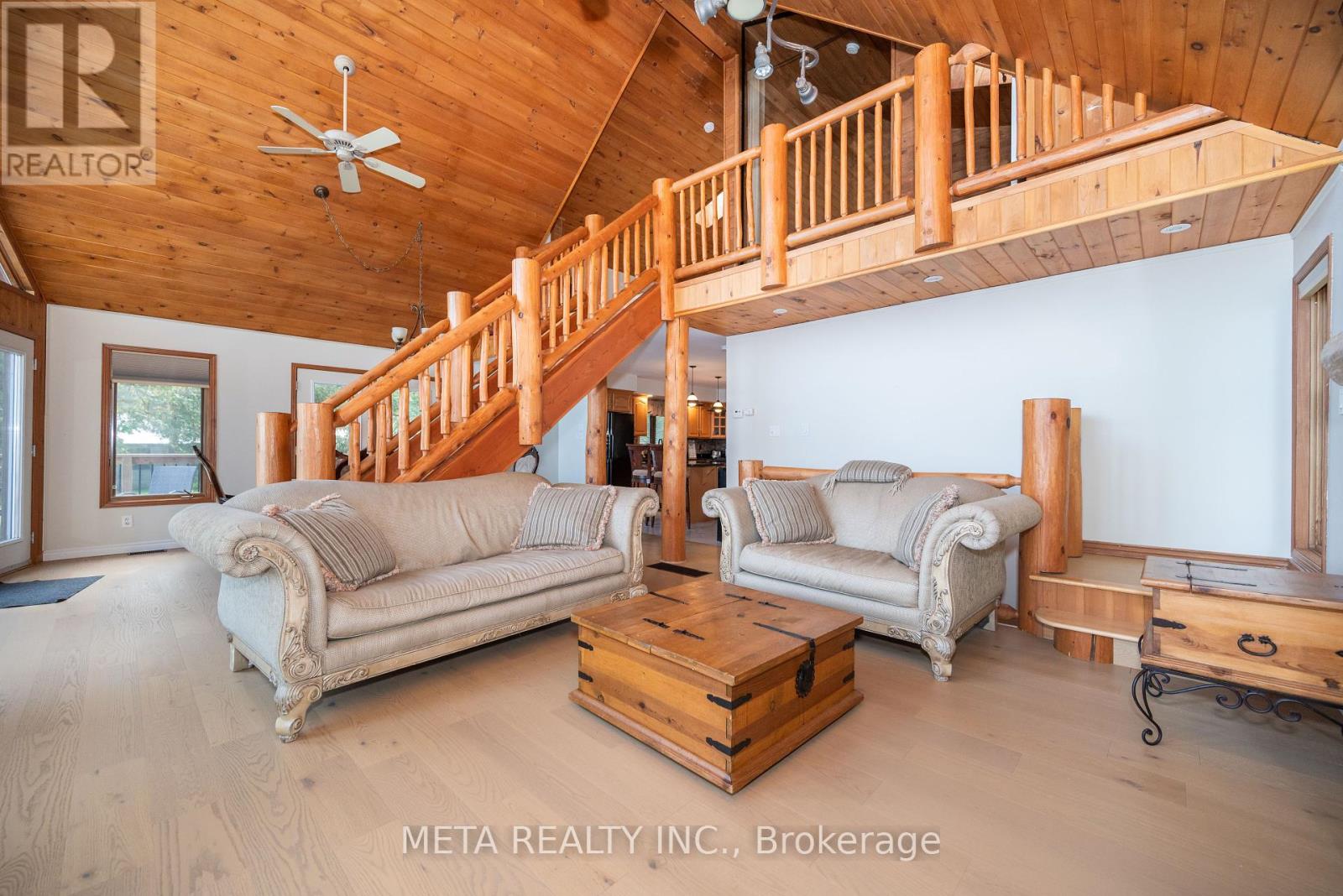 800 Forest Park Road, Laurentian Valley, Ontario  K8A 6W2 - Photo 12 - X12382666