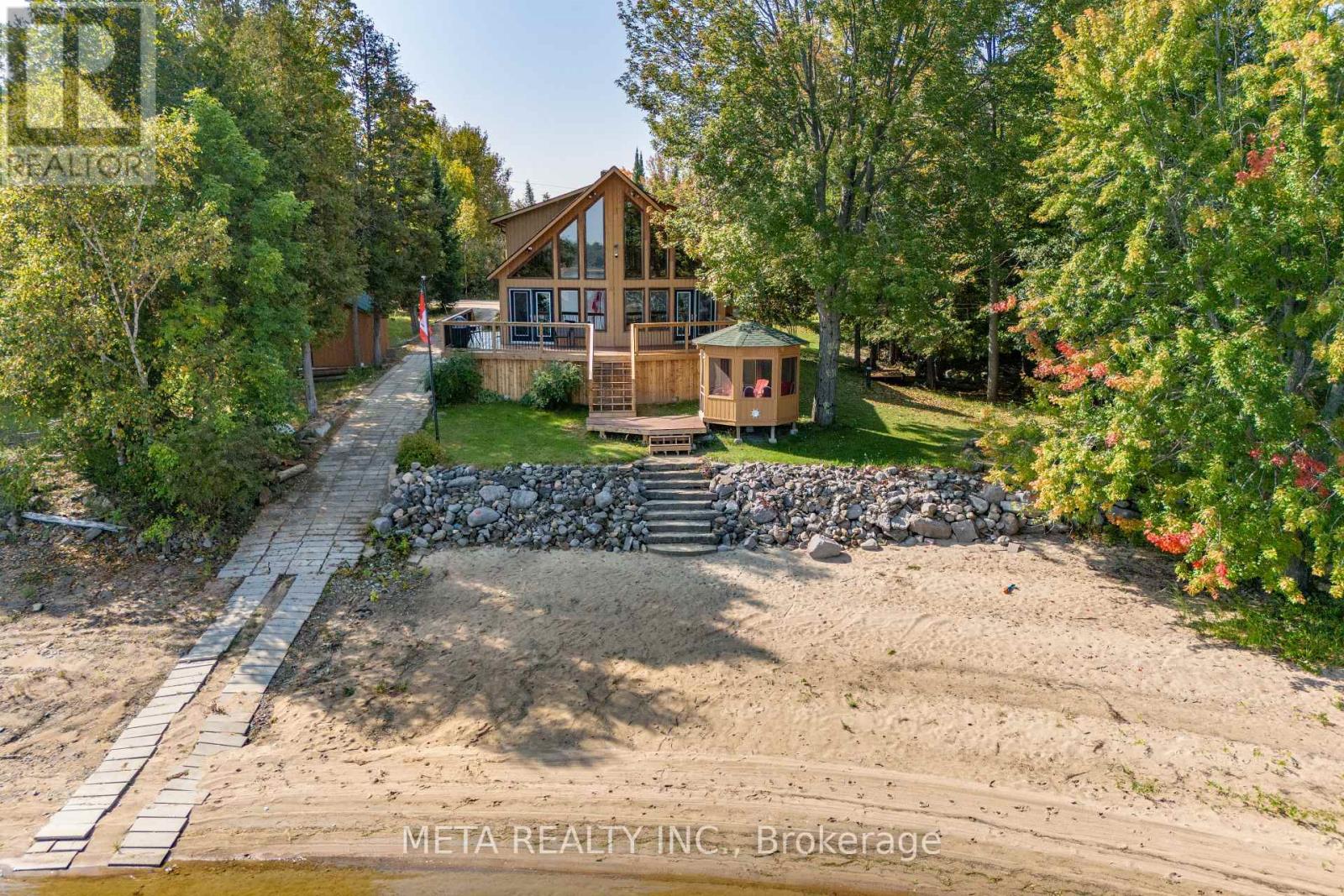 800 Forest Park Road, Laurentian Valley, Ontario  K8A 6W2 - Photo 49 - X12382666