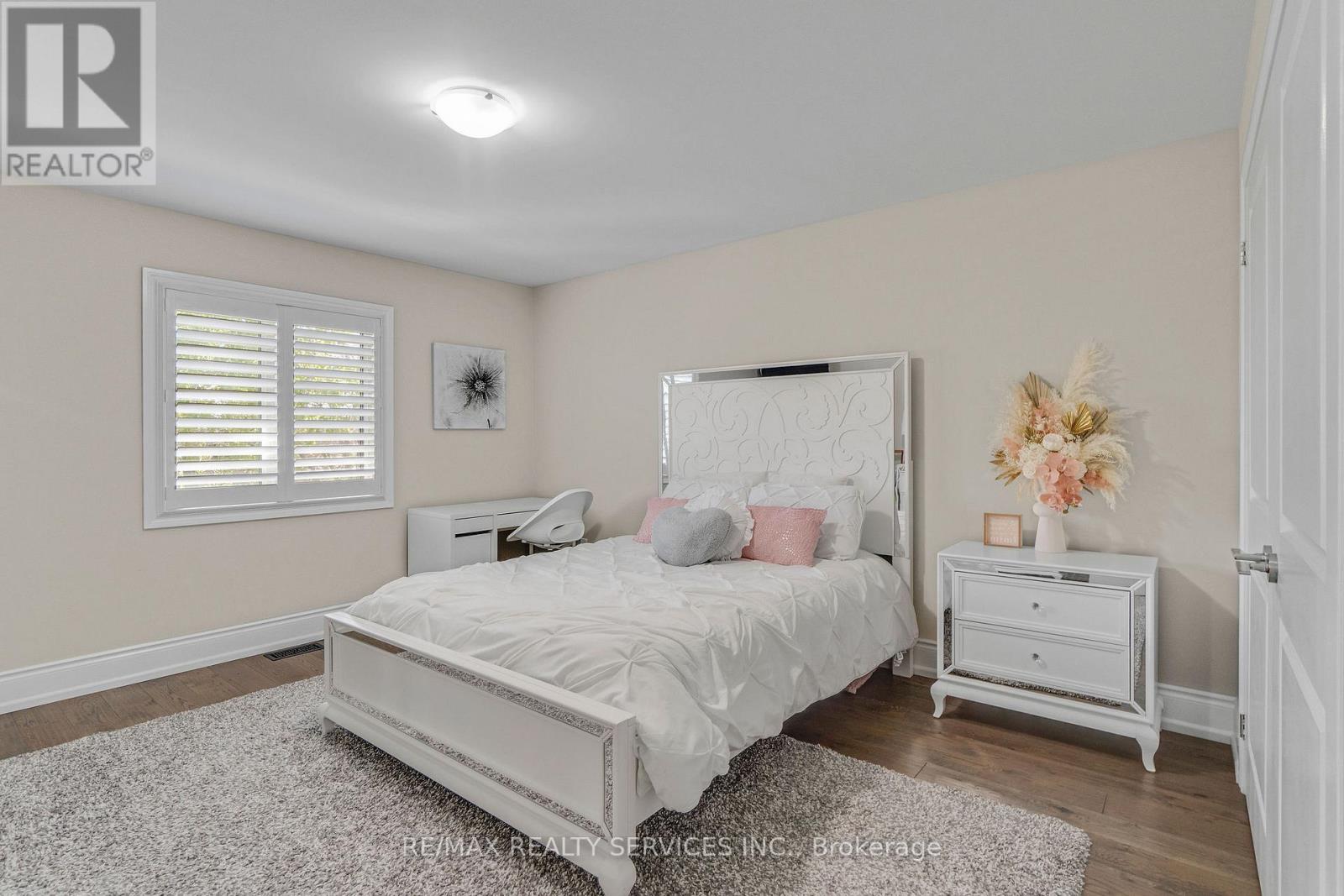 958 Beach Boulevard, Hamilton (Hamilton Beach), Ontario  L8H 6Z4 - Photo 31 - X12382681