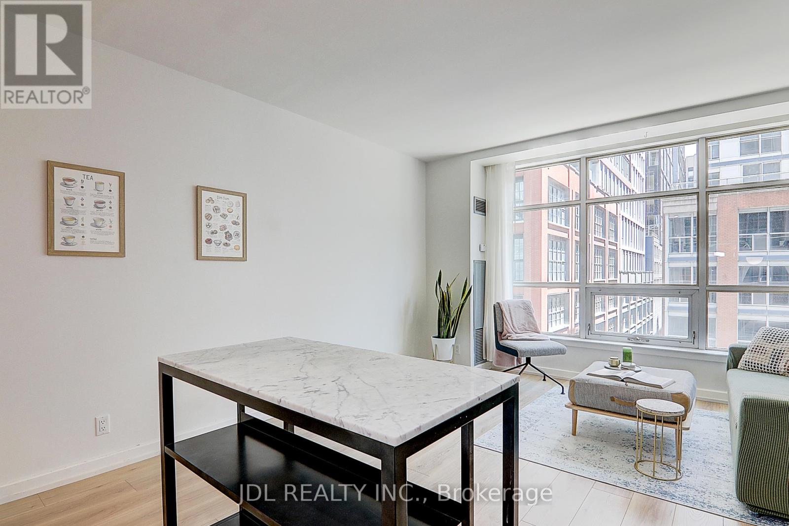 610 - 36 Blue Jays Way, Toronto, Ontario  M5V 3T3 - Photo 13 - C12382690