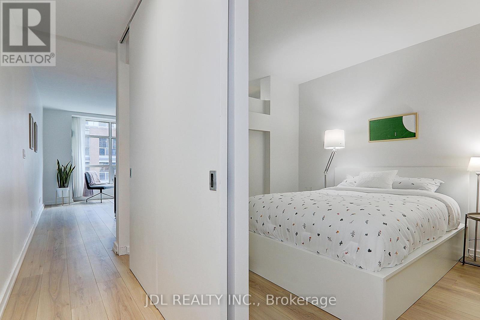 610 - 36 Blue Jays Way, Toronto, Ontario  M5V 3T3 - Photo 18 - C12382690