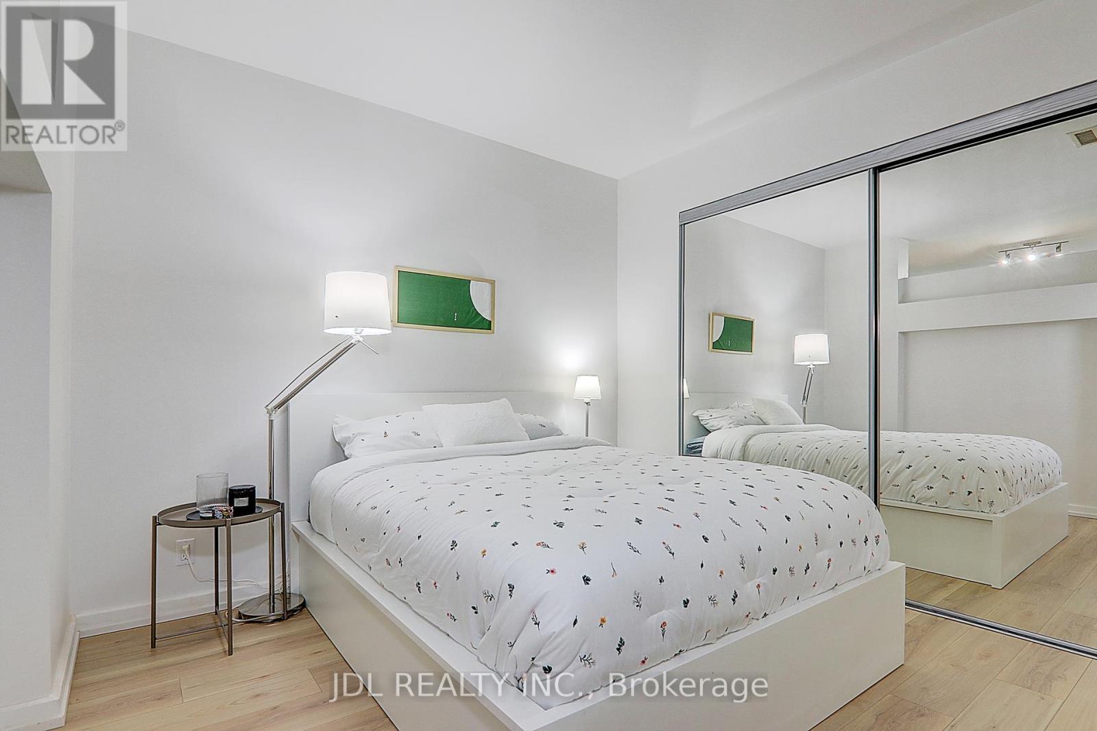 610 - 36 Blue Jays Way, Toronto, Ontario  M5V 3T3 - Photo 19 - C12382690