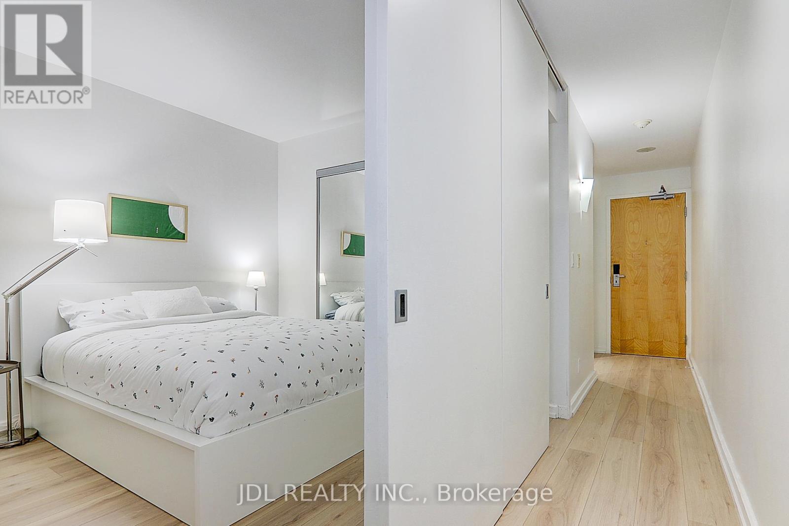 610 - 36 Blue Jays Way, Toronto, Ontario  M5V 3T3 - Photo 20 - C12382690
