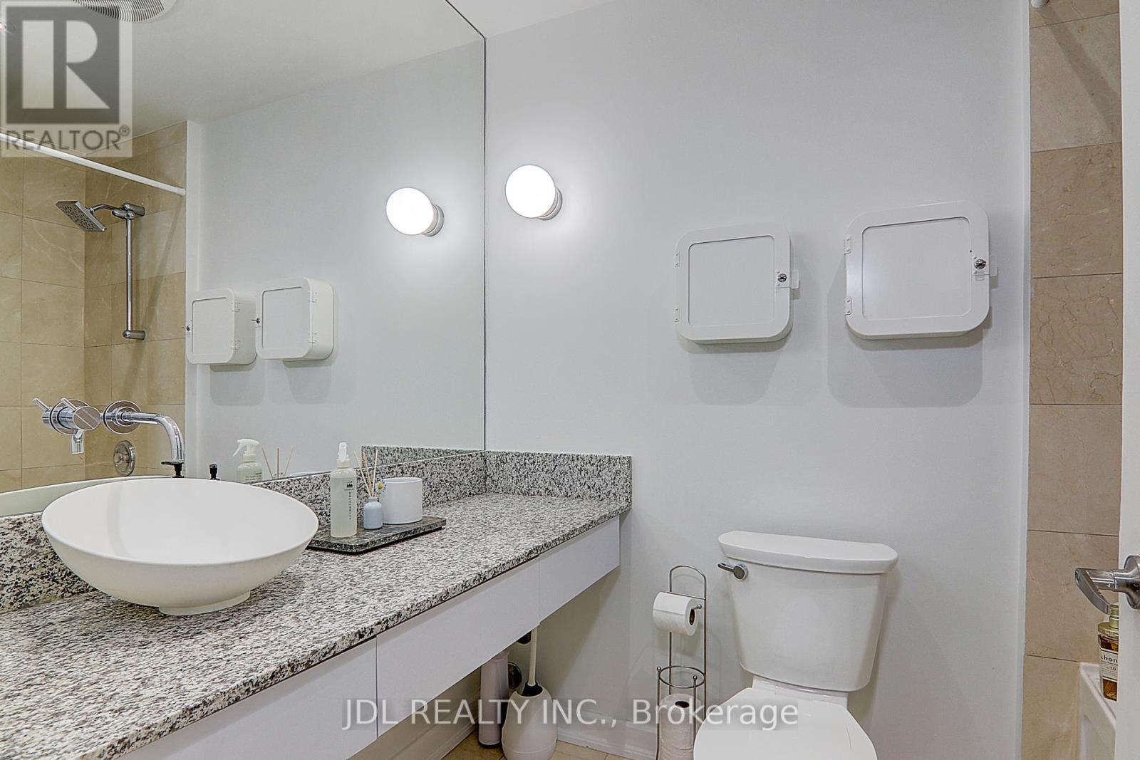 610 - 36 Blue Jays Way, Toronto, Ontario  M5V 3T3 - Photo 23 - C12382690