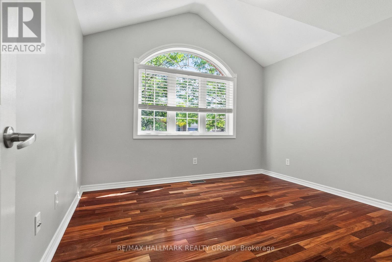 738 Tramontana Place, Ottawa, Ontario  K2S 0E7 - Photo 19 - X12382474