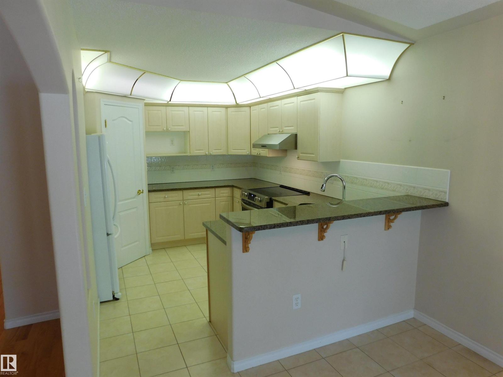 103 Falconer Co Nw Nw, Edmonton, Alberta  T6R 2V8 - Photo 12 - E4456194