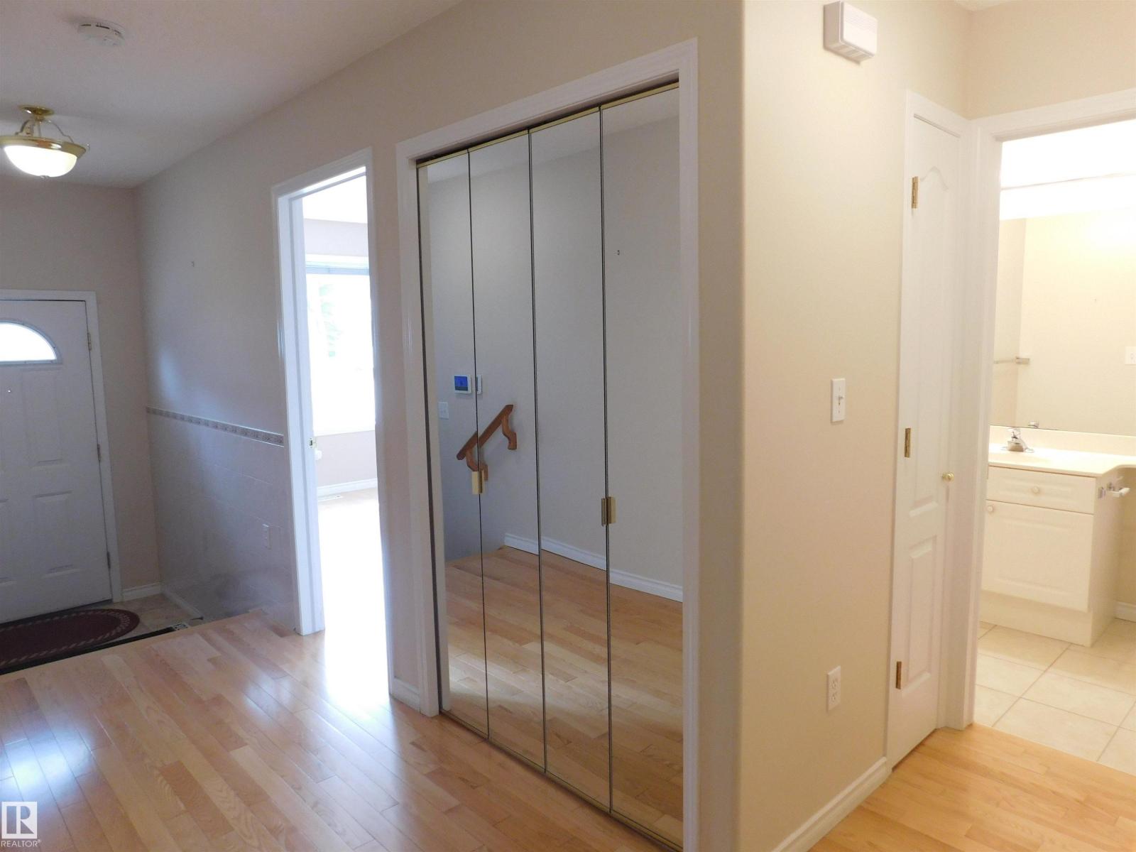 103 Falconer Co Nw Nw, Edmonton, Alberta  T6R 2V8 - Photo 7 - E4456194
