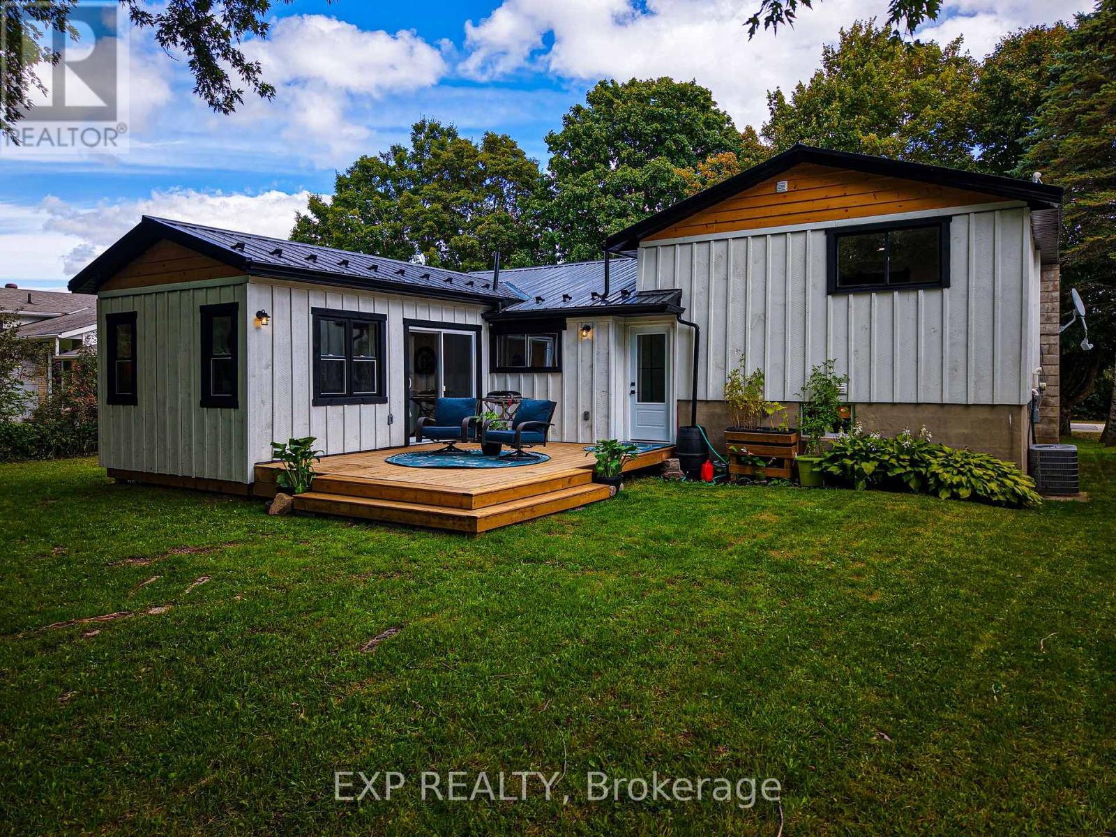 92 Mary Street, Clearview, Ontario  L0M 1G0 - Photo 33 - S12382697