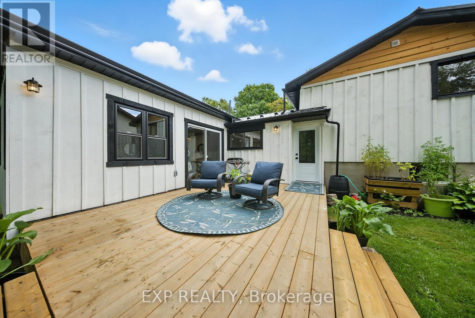 92 Mary Street, Clearview, Ontario  L0M 1G0 - Photo 35 - S12382697