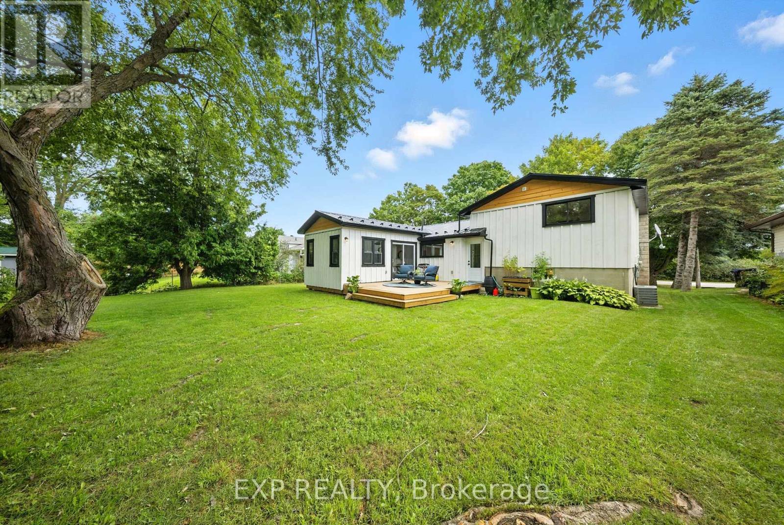 92 Mary Street, Clearview, Ontario  L0M 1G0 - Photo 45 - S12382697