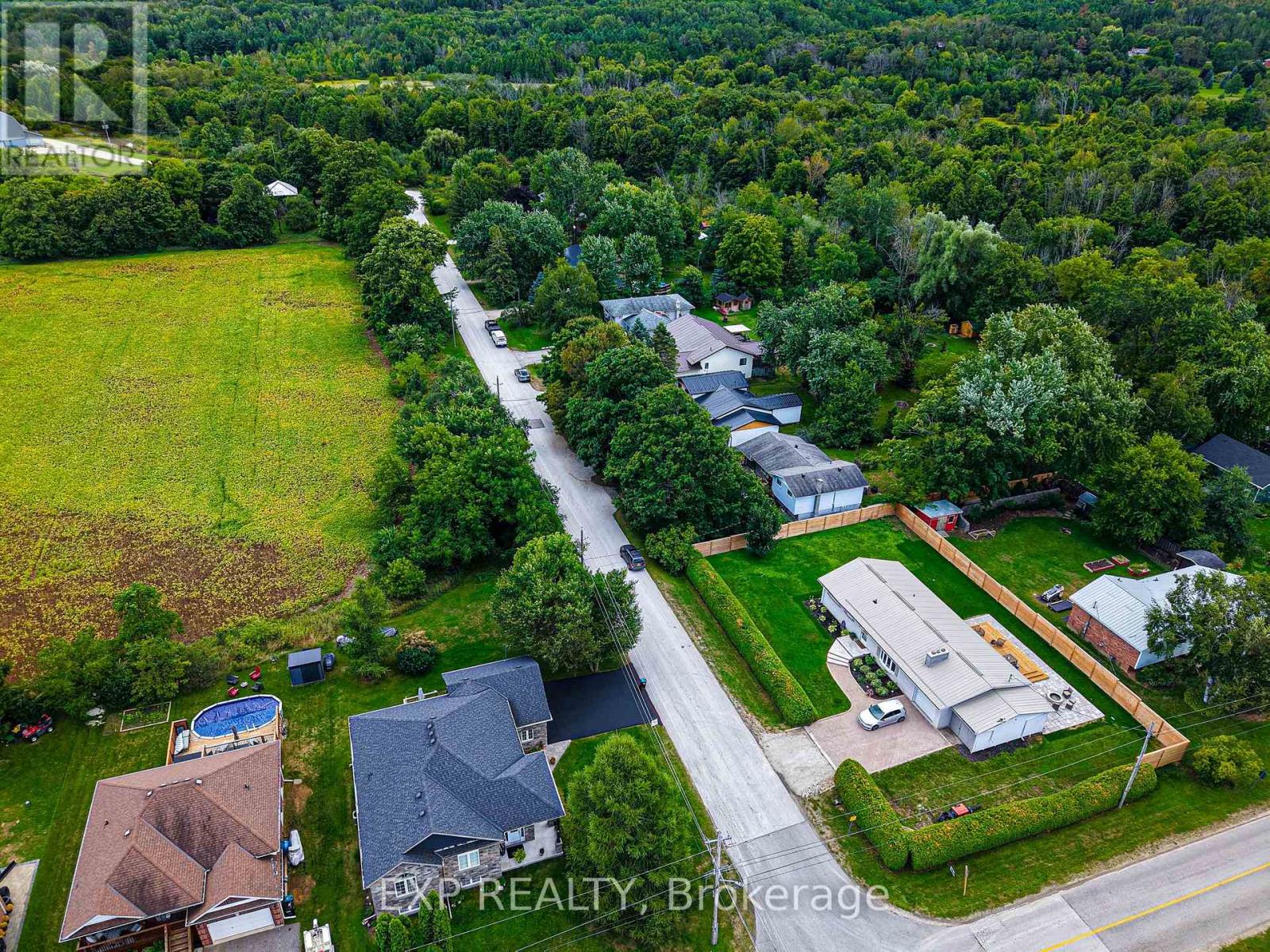 92 Mary Street, Clearview, Ontario  L0M 1G0 - Photo 48 - S12382697