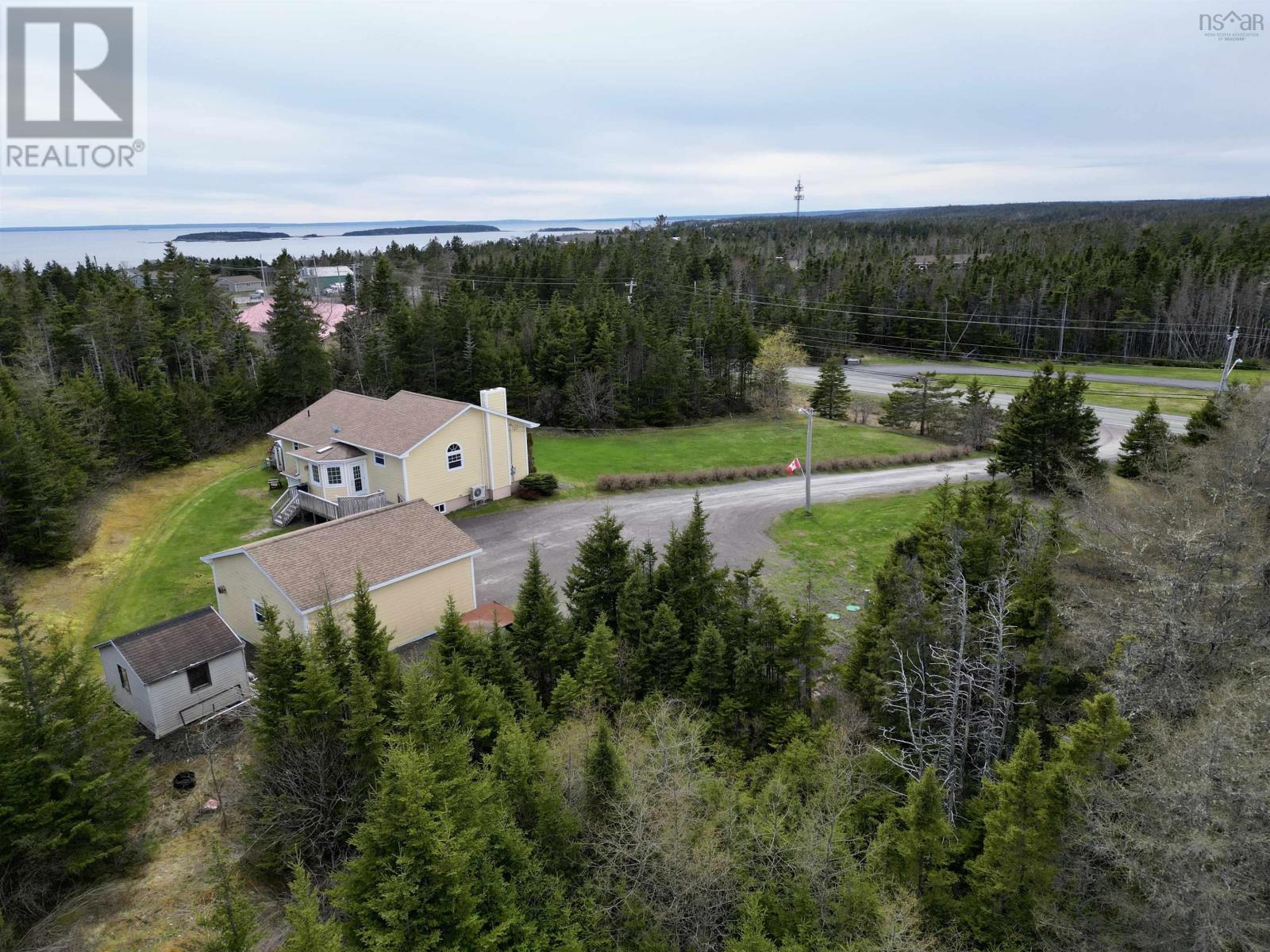 5105 Highway 320, Arichat, Nova Scotia  B0E 1A0 - Photo 7 - 202522436