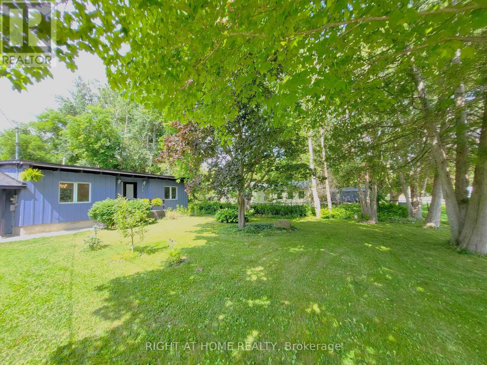 Property at 1012 GOSHEN ROAD image 2