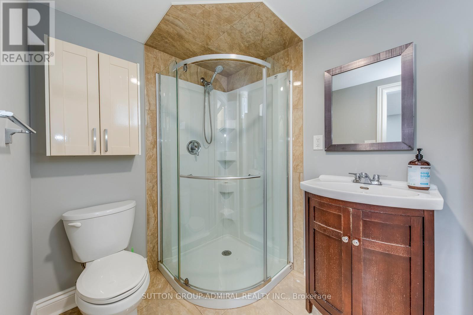 69 Norgrove Crescent, Toronto, Ontario  M9P 3C7 - Photo 24 - W12382709