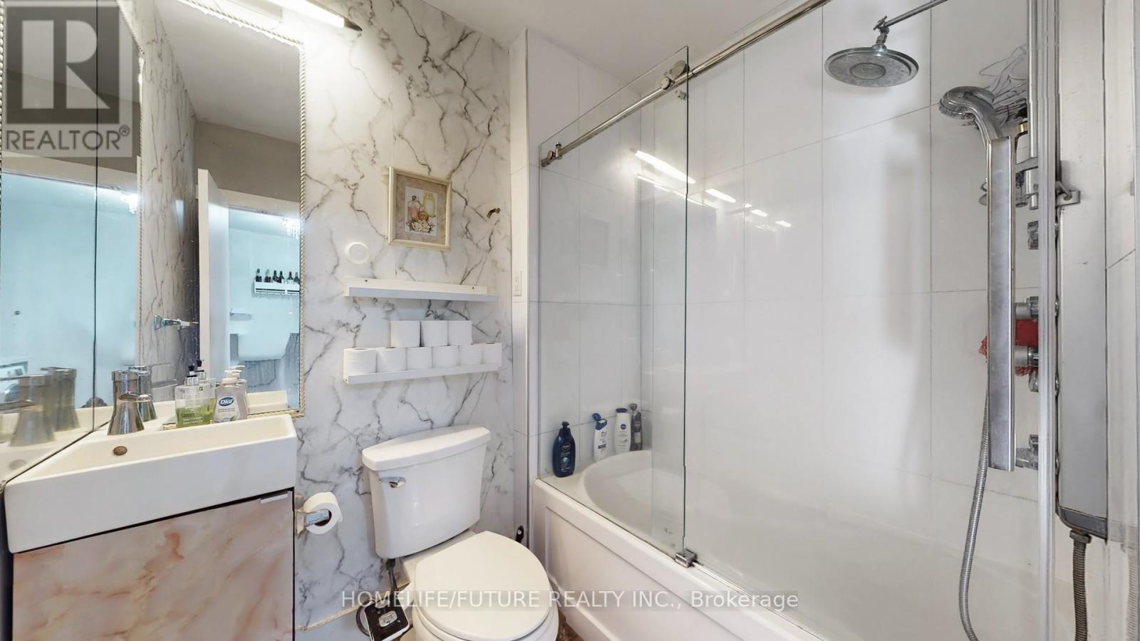82 Heman Street, Toronto (Mimico), Ontario  M8V 1X5 - Photo 13 - W12382725