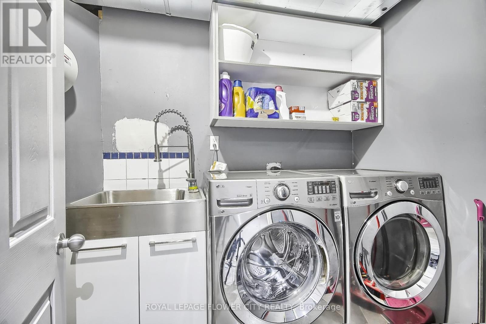 Basement - 4 Tobermory Crescent, Brampton, Ontario  L6V 4T6 - Photo 7 - W12382731