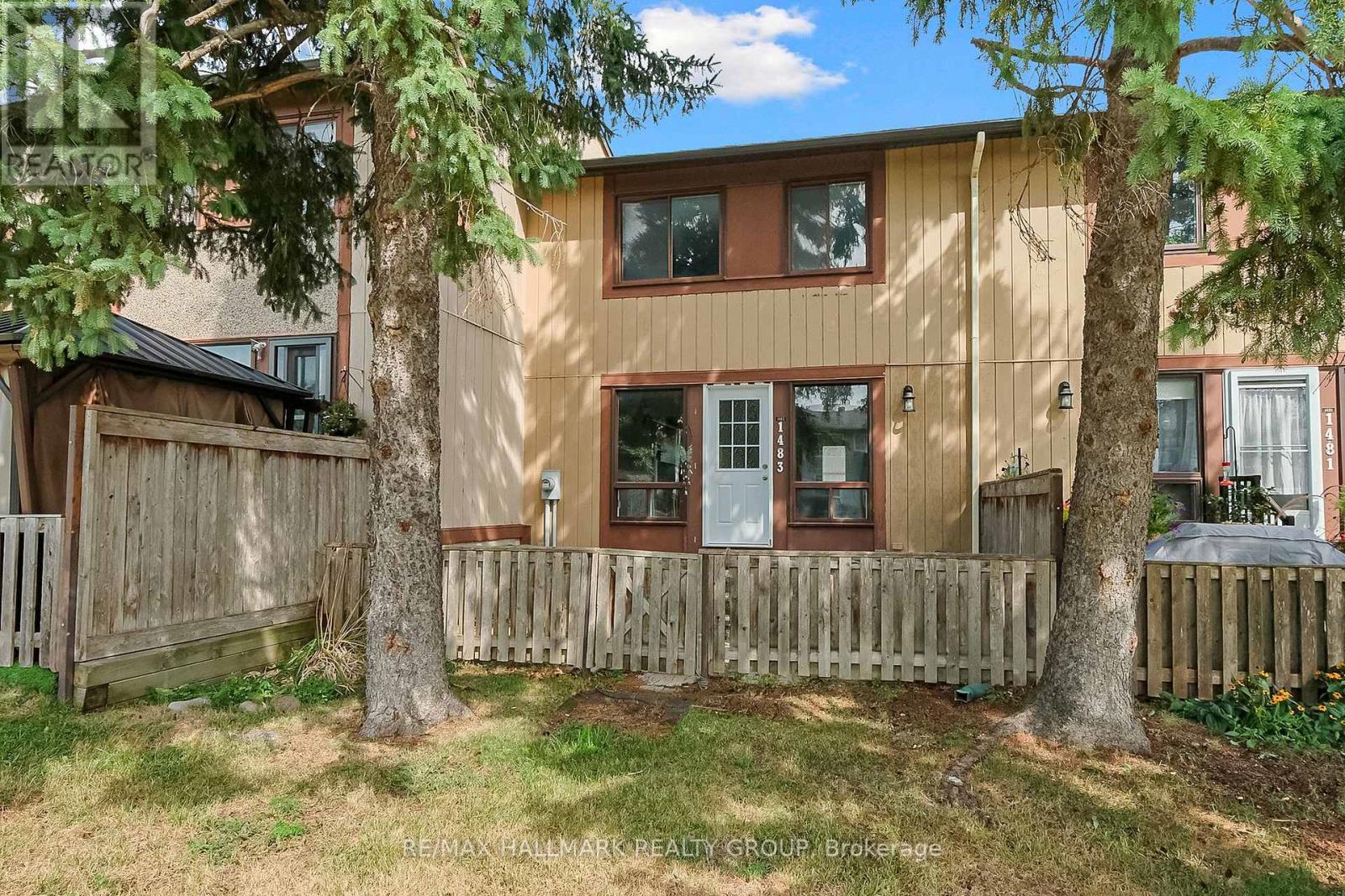 9 - 1483 Bethamy Lane, Ottawa, Ontario  K1J 8P7 - Photo 2 - X12382764