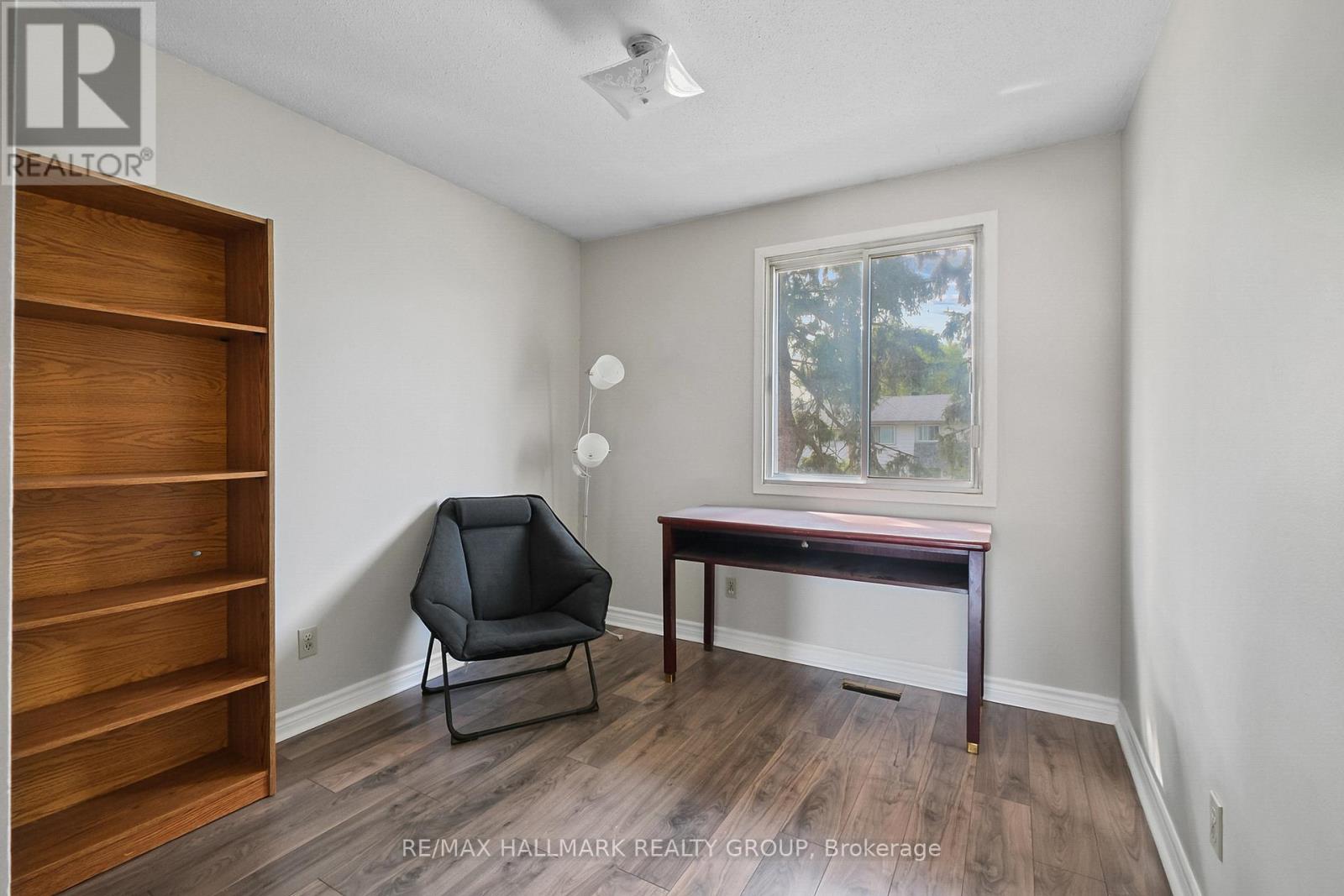 9 - 1483 Bethamy Lane, Ottawa, Ontario  K1J 8P7 - Photo 27 - X12382764