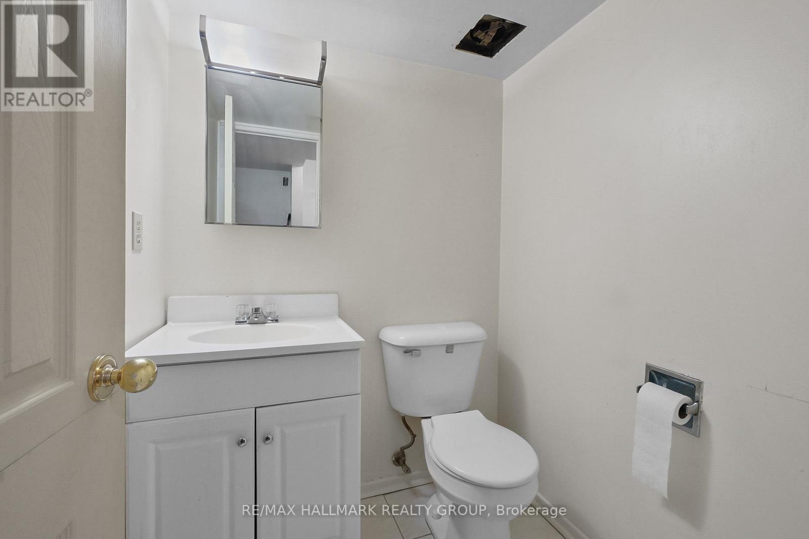 9 - 1483 Bethamy Lane, Ottawa, Ontario  K1J 8P7 - Photo 39 - X12382764