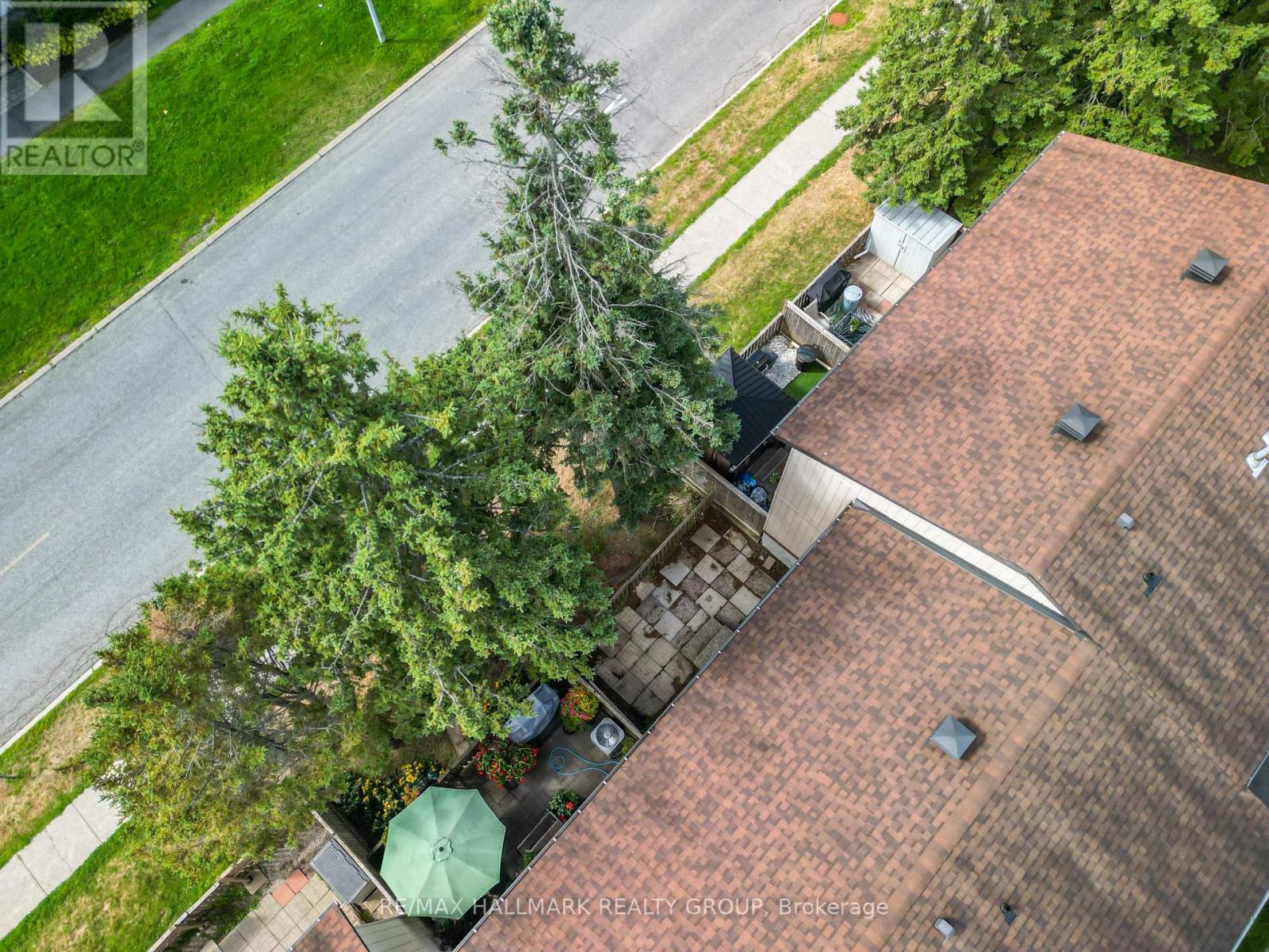 9 - 1483 Bethamy Lane, Ottawa, Ontario  K1J 8P7 - Photo 44 - X12382764