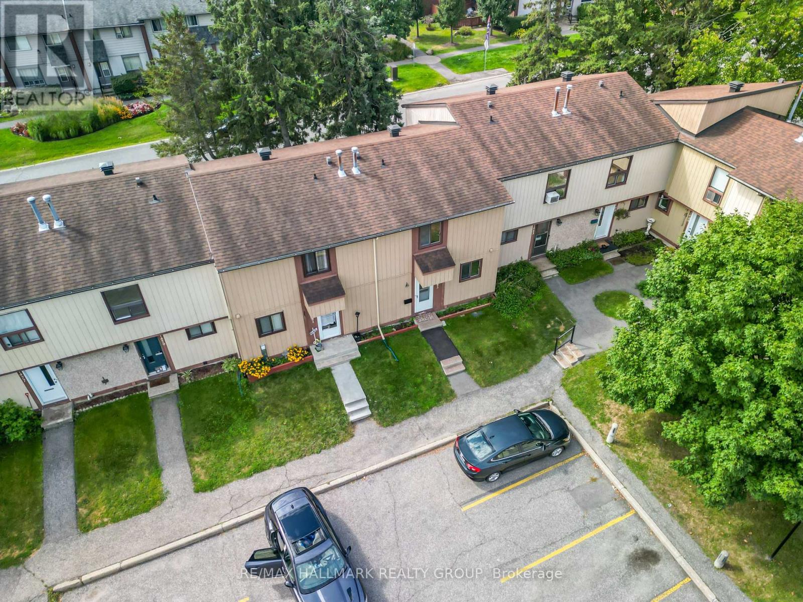 9 - 1483 Bethamy Lane, Ottawa, Ontario  K1J 8P7 - Photo 45 - X12382764