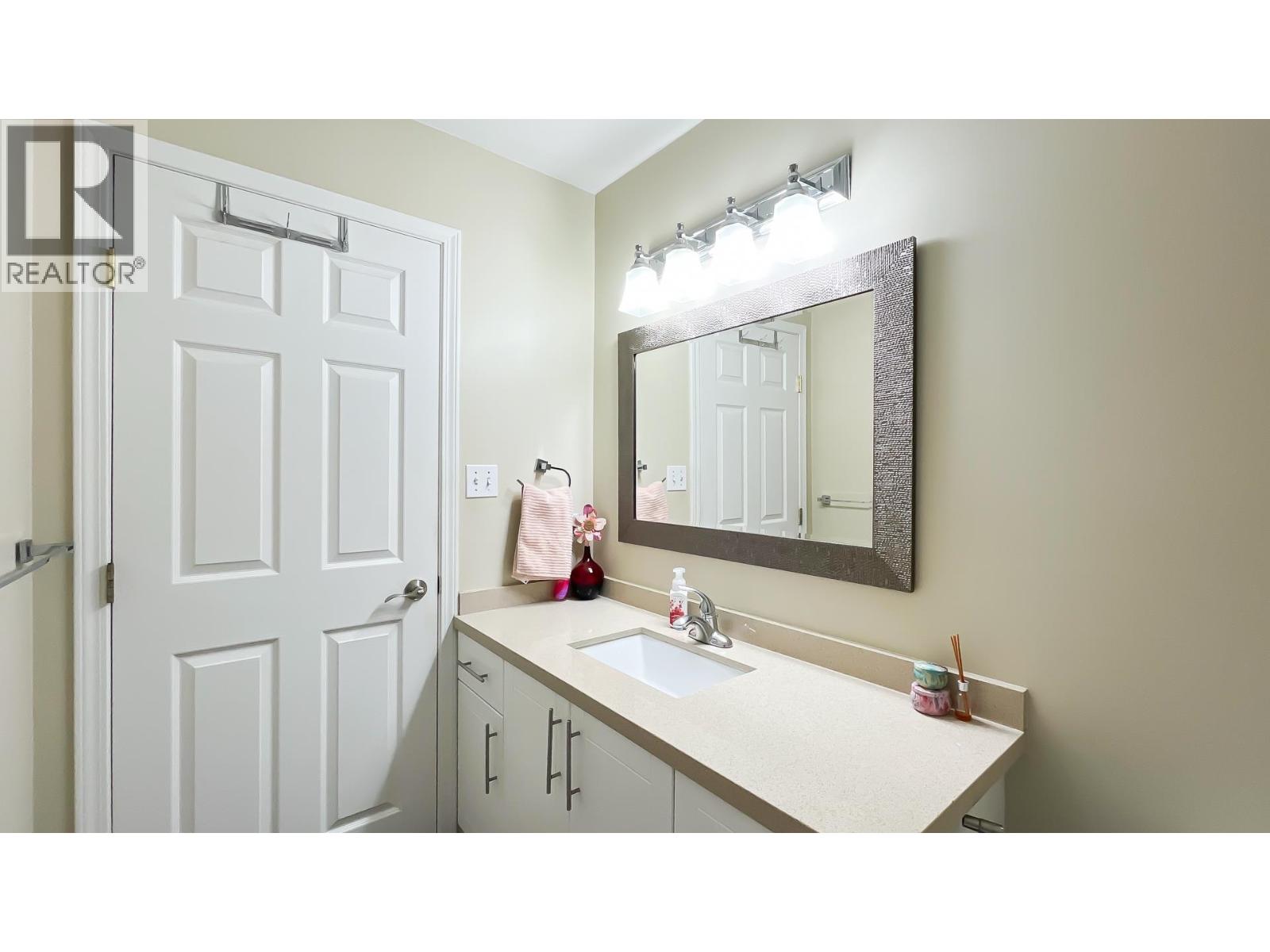 5240 Oliver Drive, Richmond, British Columbia  V6V 2S8 - Photo 27 - R3043594