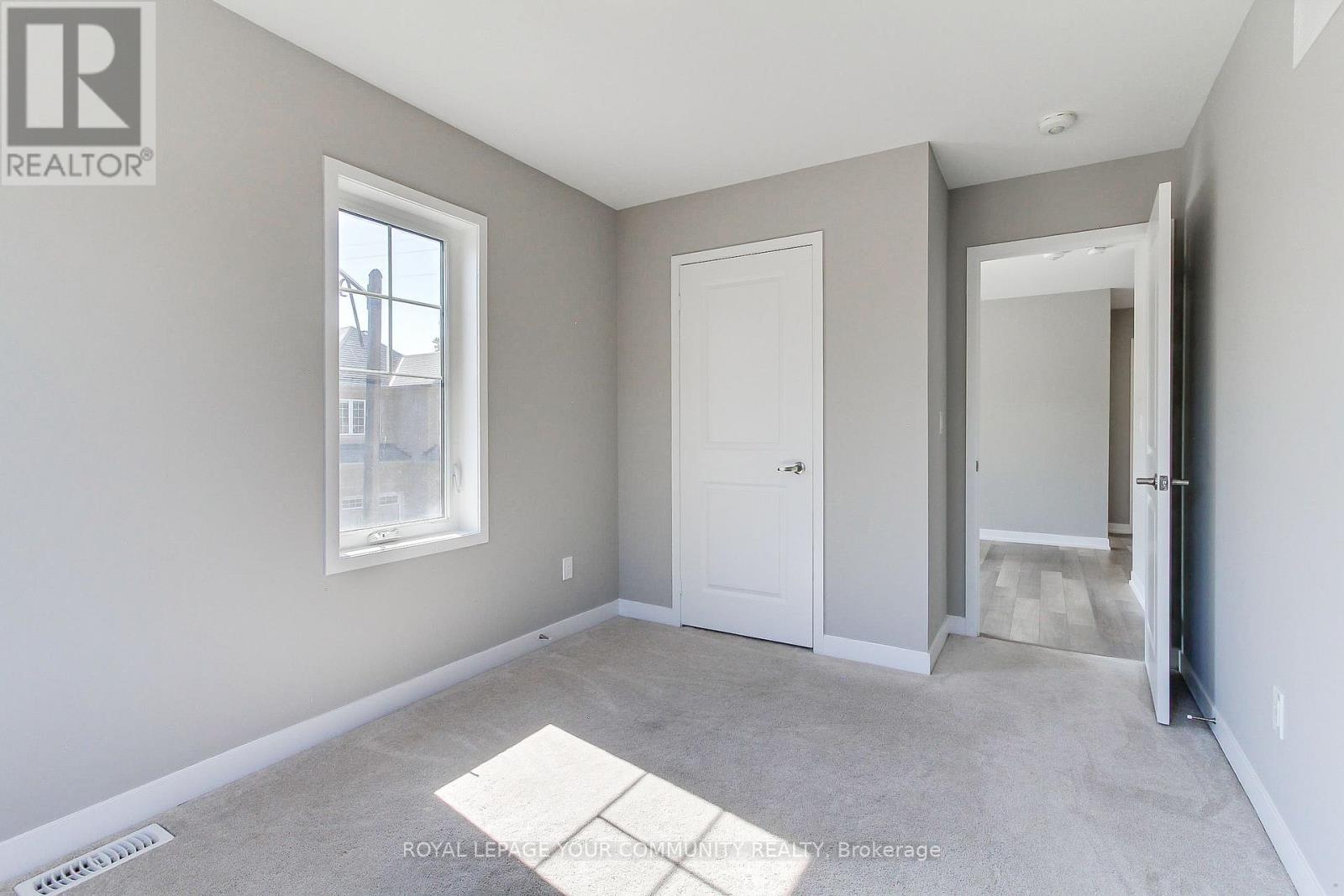 230 Bennett Street, Newmarket, Ontario  L3X 0M1 - Photo 30 - N12382762