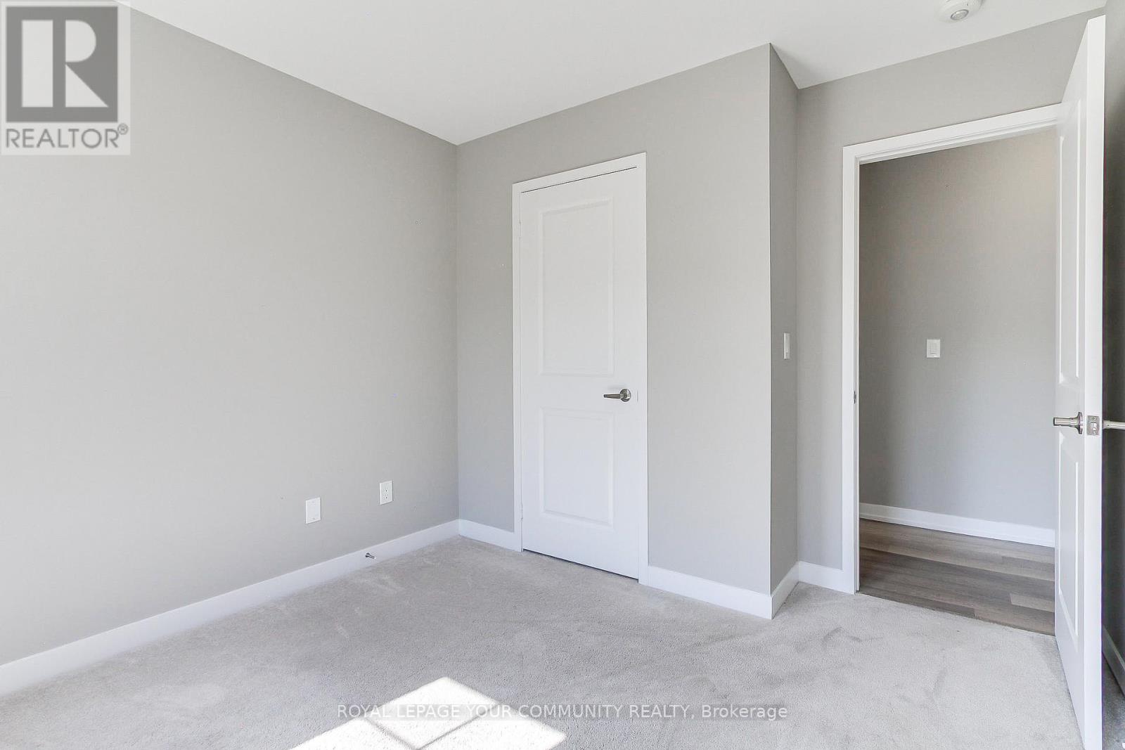 230 Bennett Street, Newmarket, Ontario  L3X 0M1 - Photo 32 - N12382762