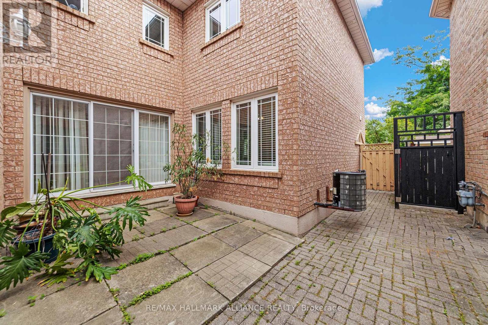 365 Turnberry Crescent, Mississauga, Ontario  L4Z 3W3 - Photo 37 - W12382765