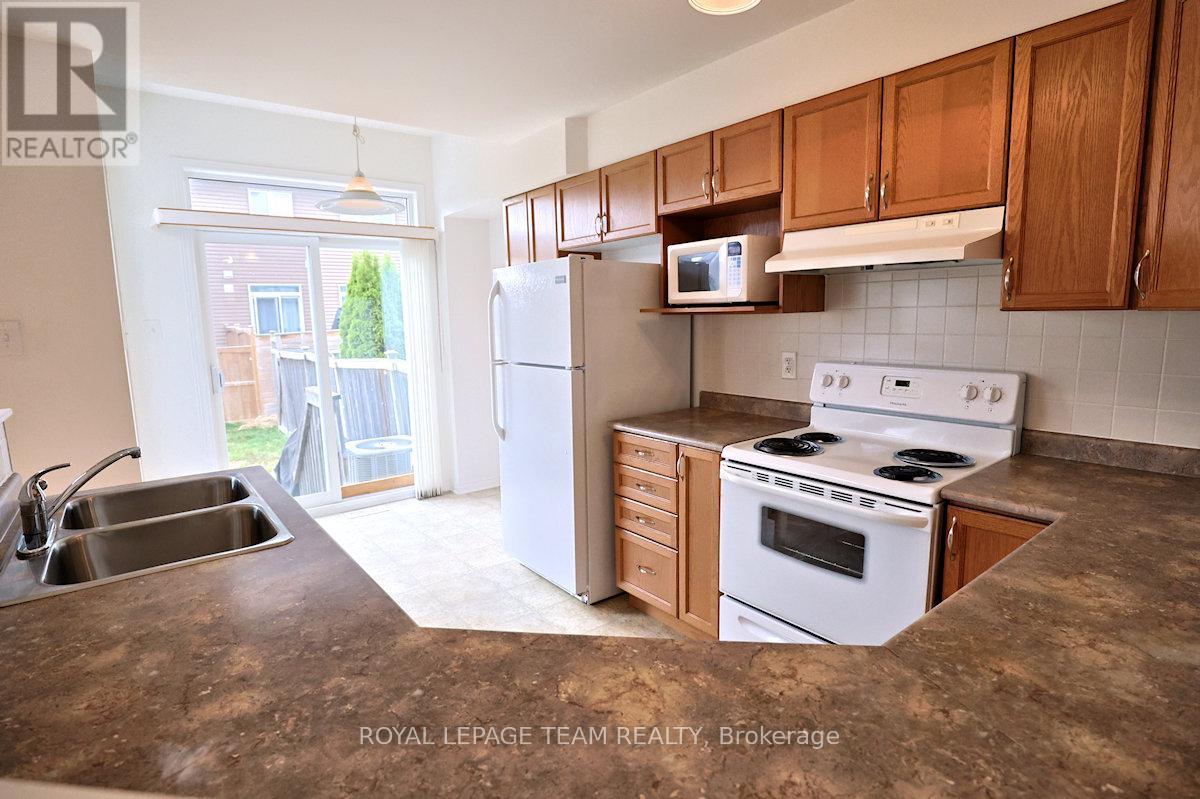 177 Romina Street, Ottawa, Ontario  K2S 0J7 - Photo 11 - X12382768