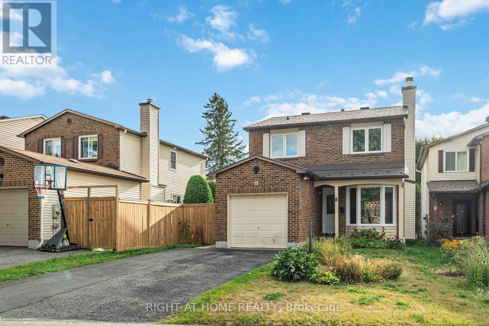 Property at 8 STABLE WAY image 1