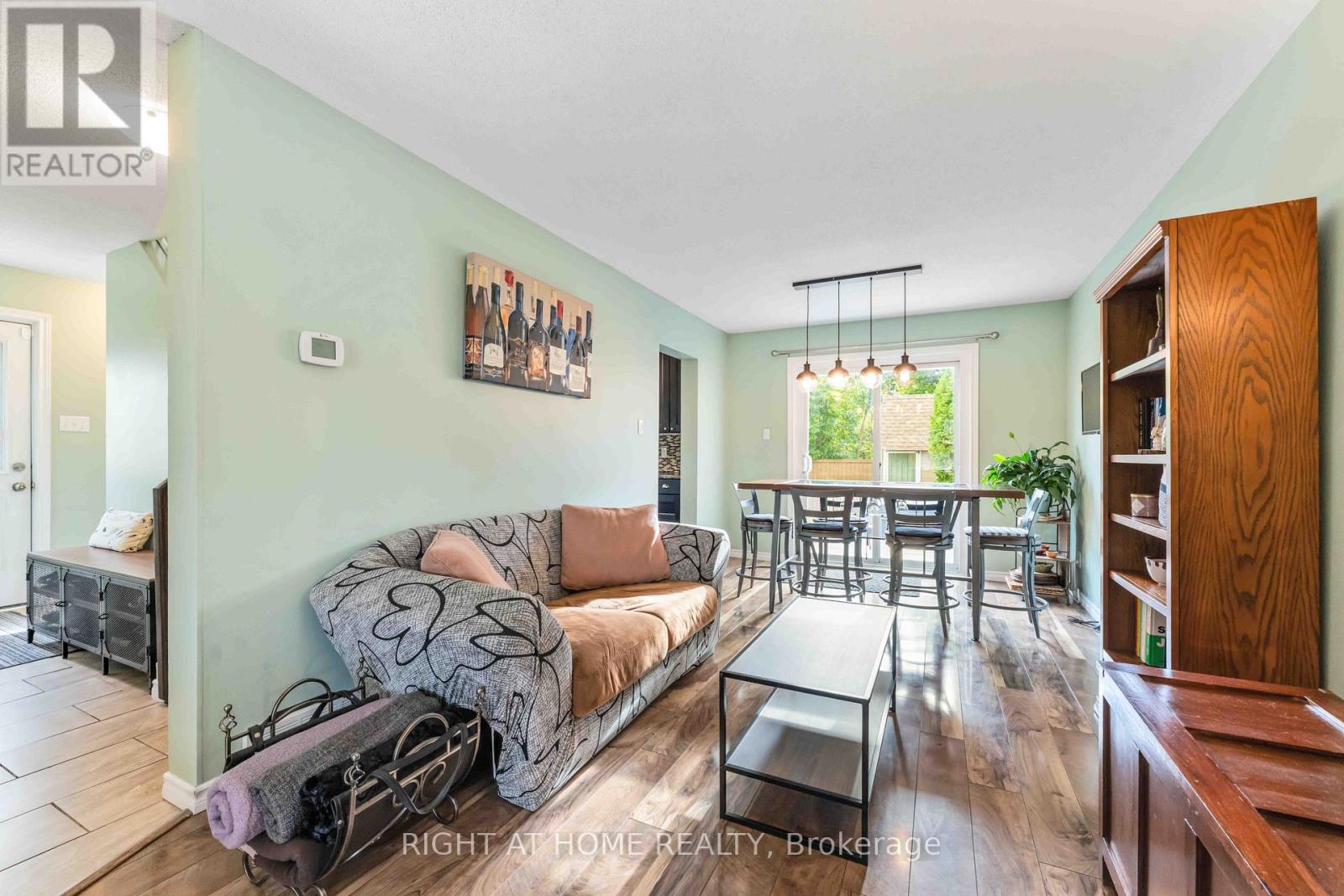 Property at 8 STABLE WAY image 5